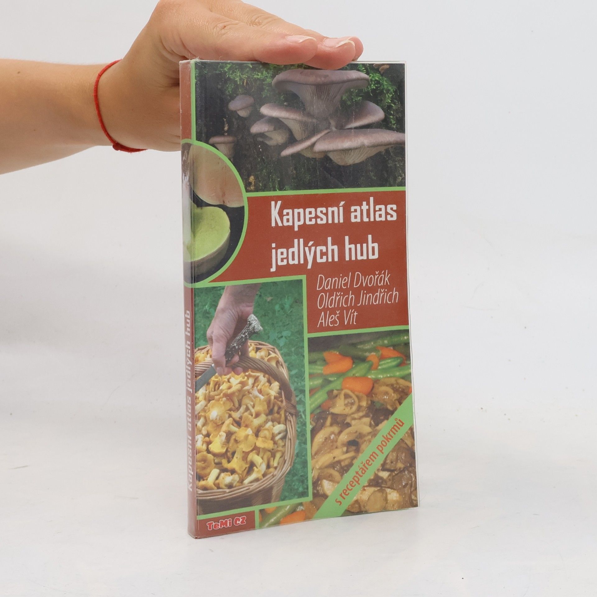 Daniel Dvořák Kapesní atlas jedlých hub