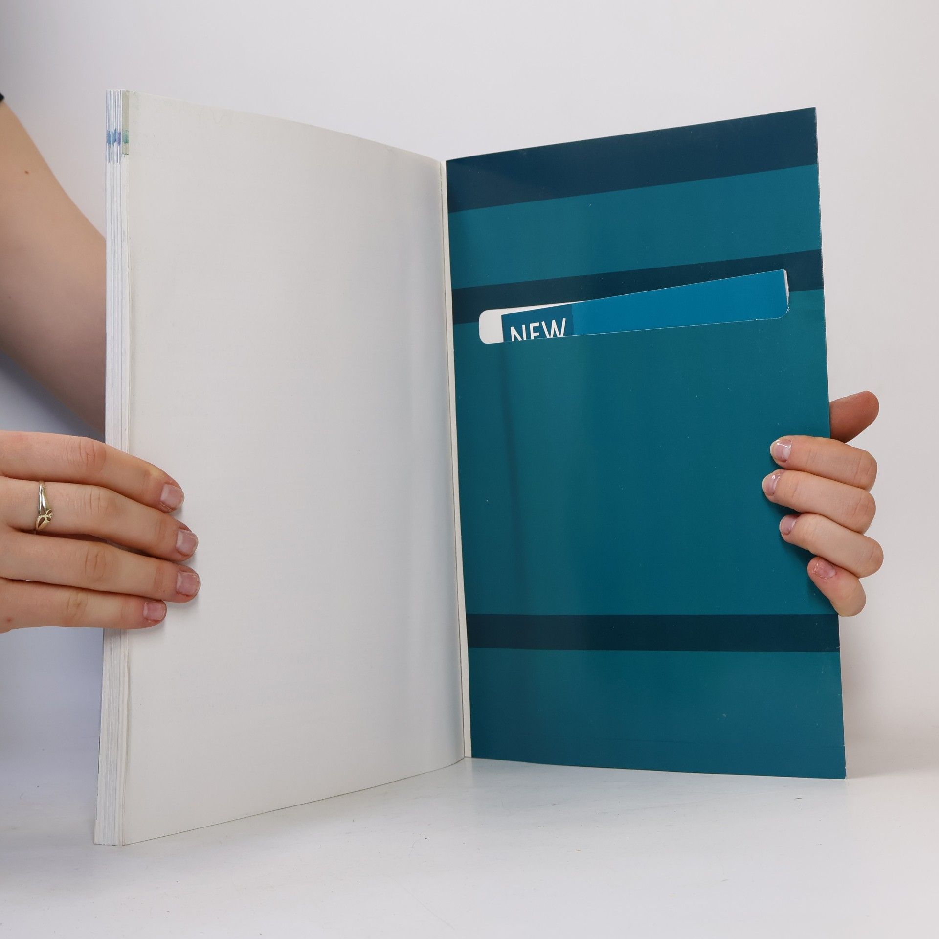Sarah Cunningham New Cutting edge. Pre-intermediate. Students' book
