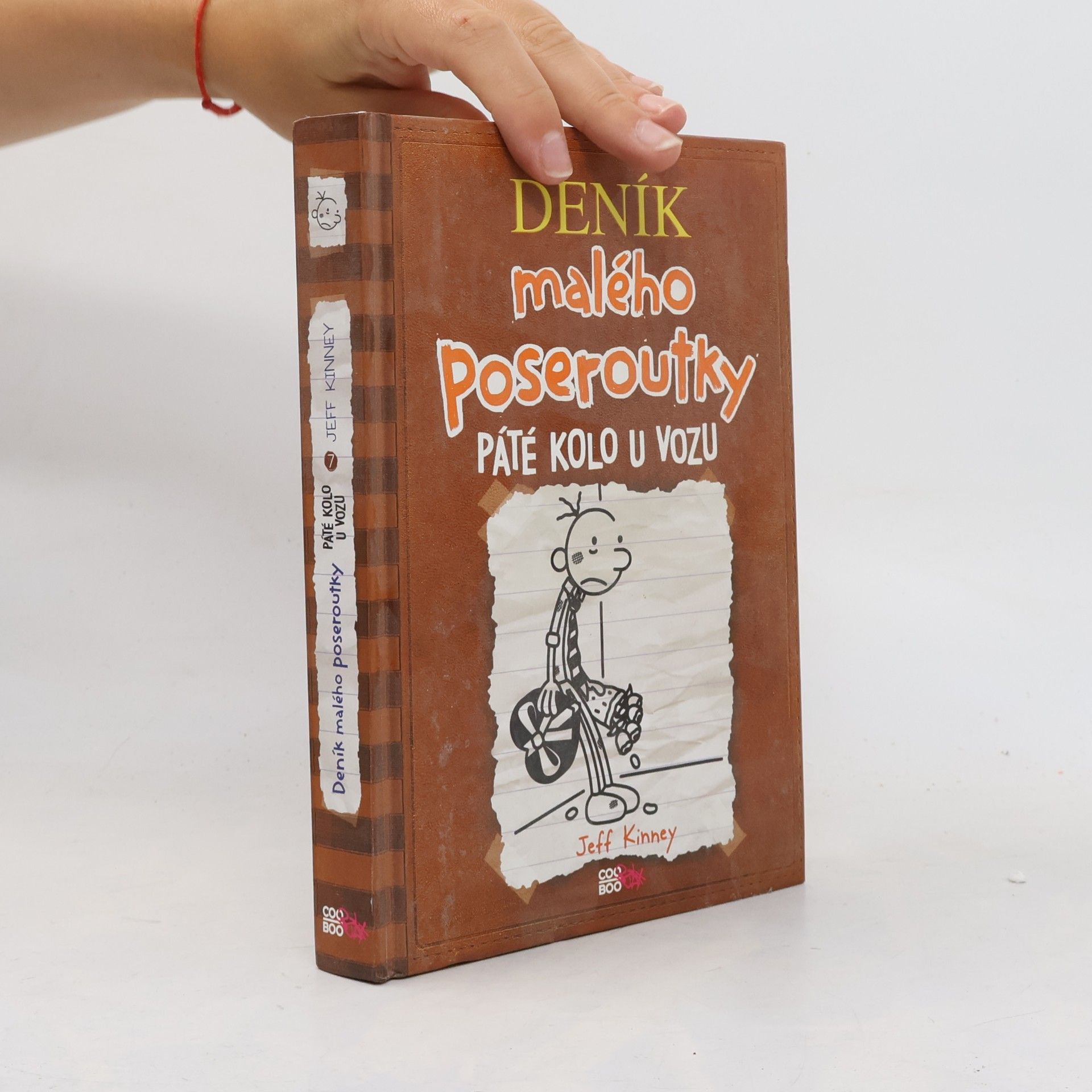 Jeff Kinney Deník malého poseroutky 7. Páté kolo u vozu