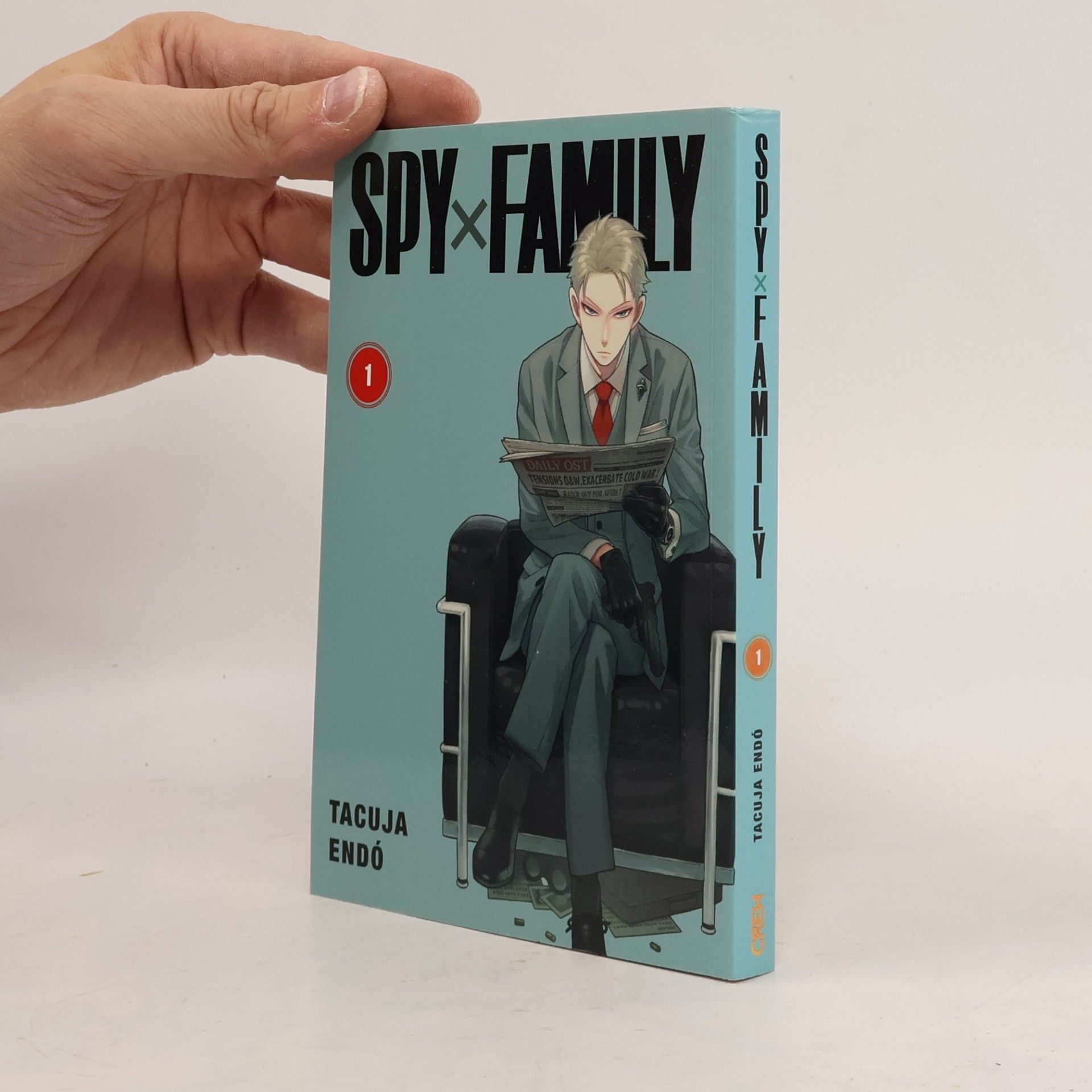 Tacuja Endó Spy x Family 1