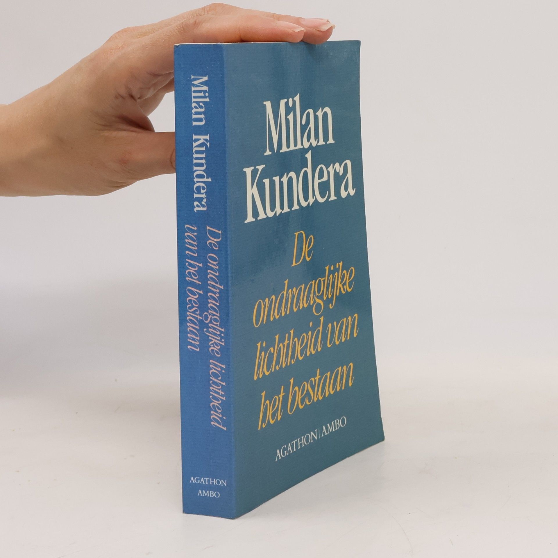 Milan Kundera De ondraaglijke lichtheid van het bestaan