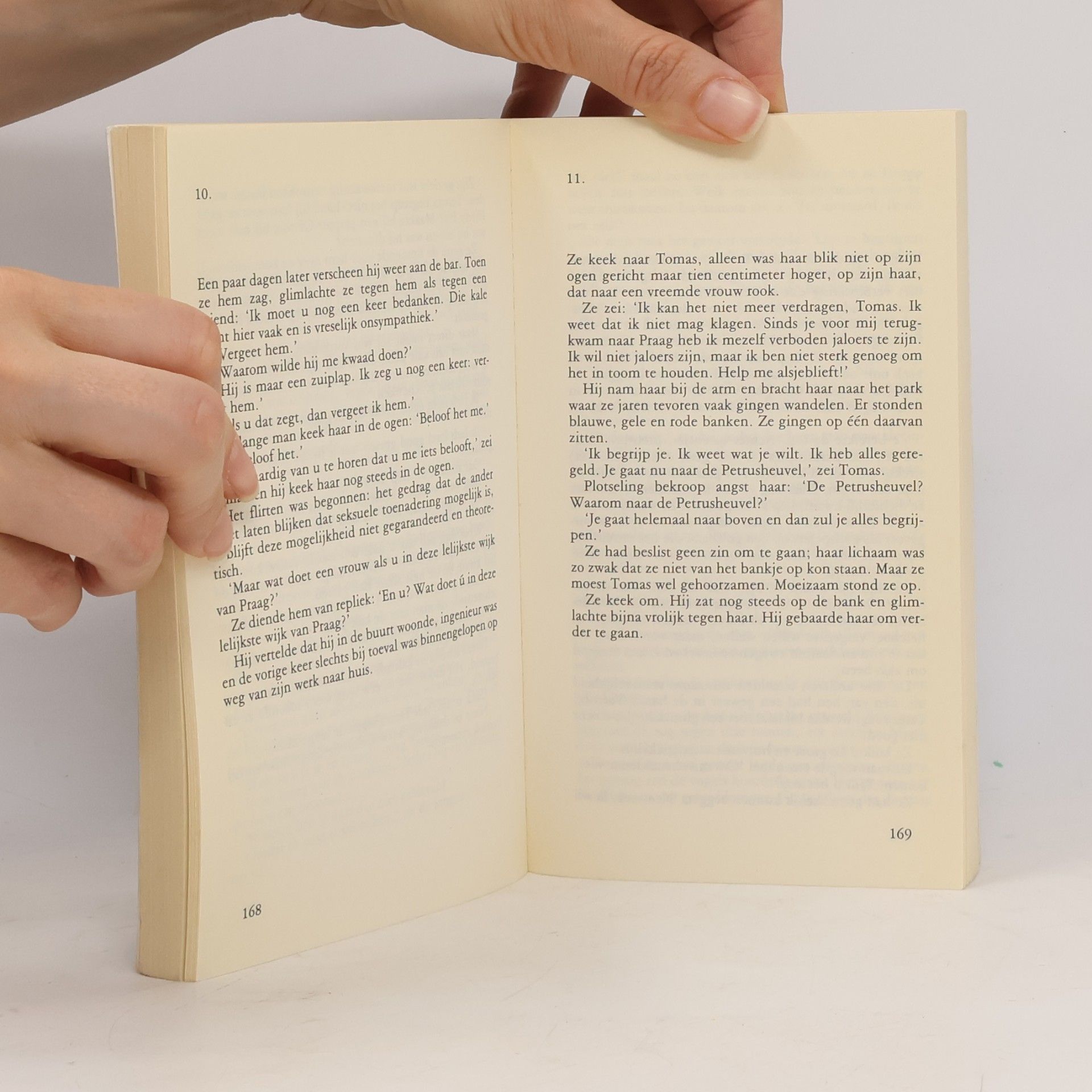 Milan Kundera De ondraaglijke lichtheid van het bestaan