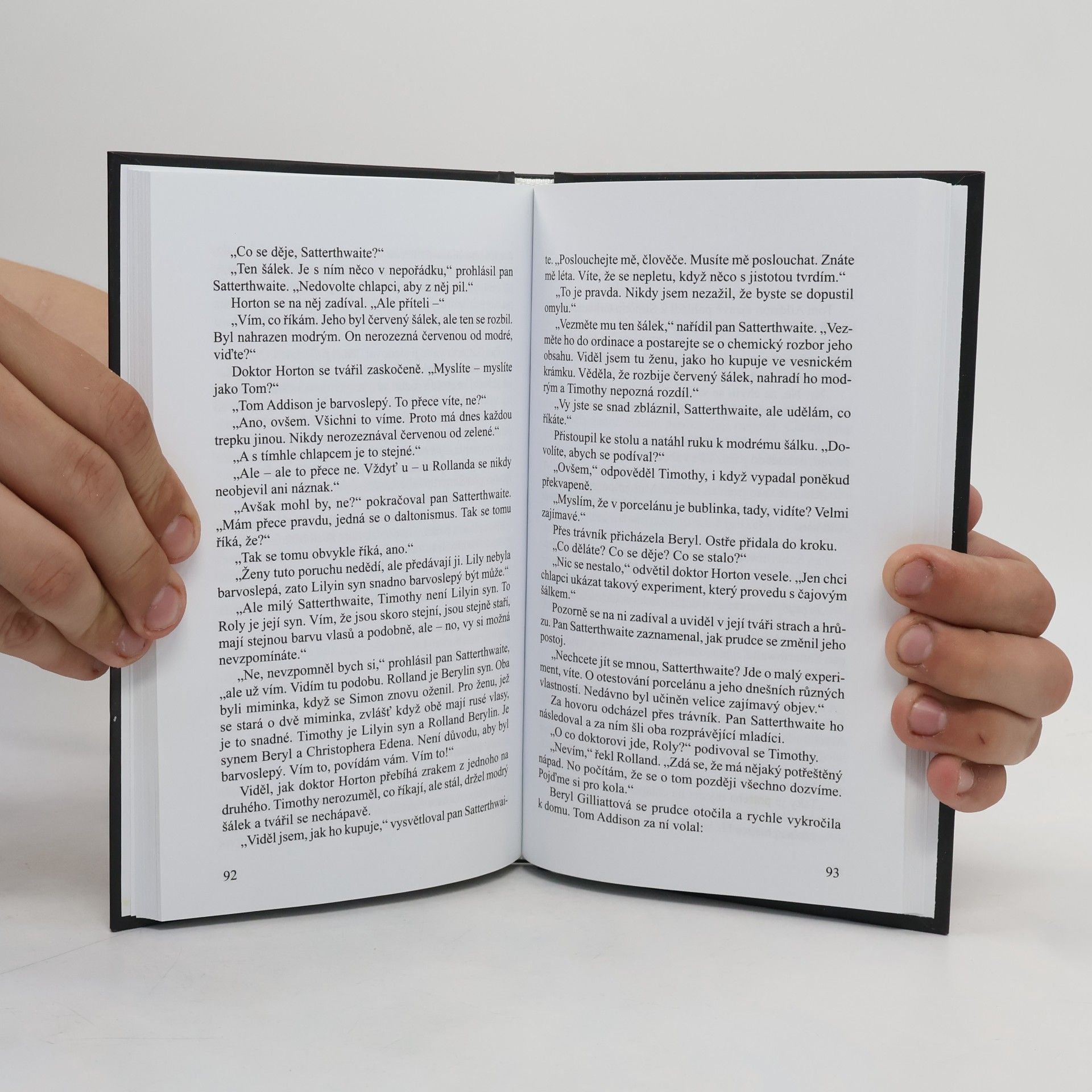 Agatha Christie Potíže v zálivu Pollensa