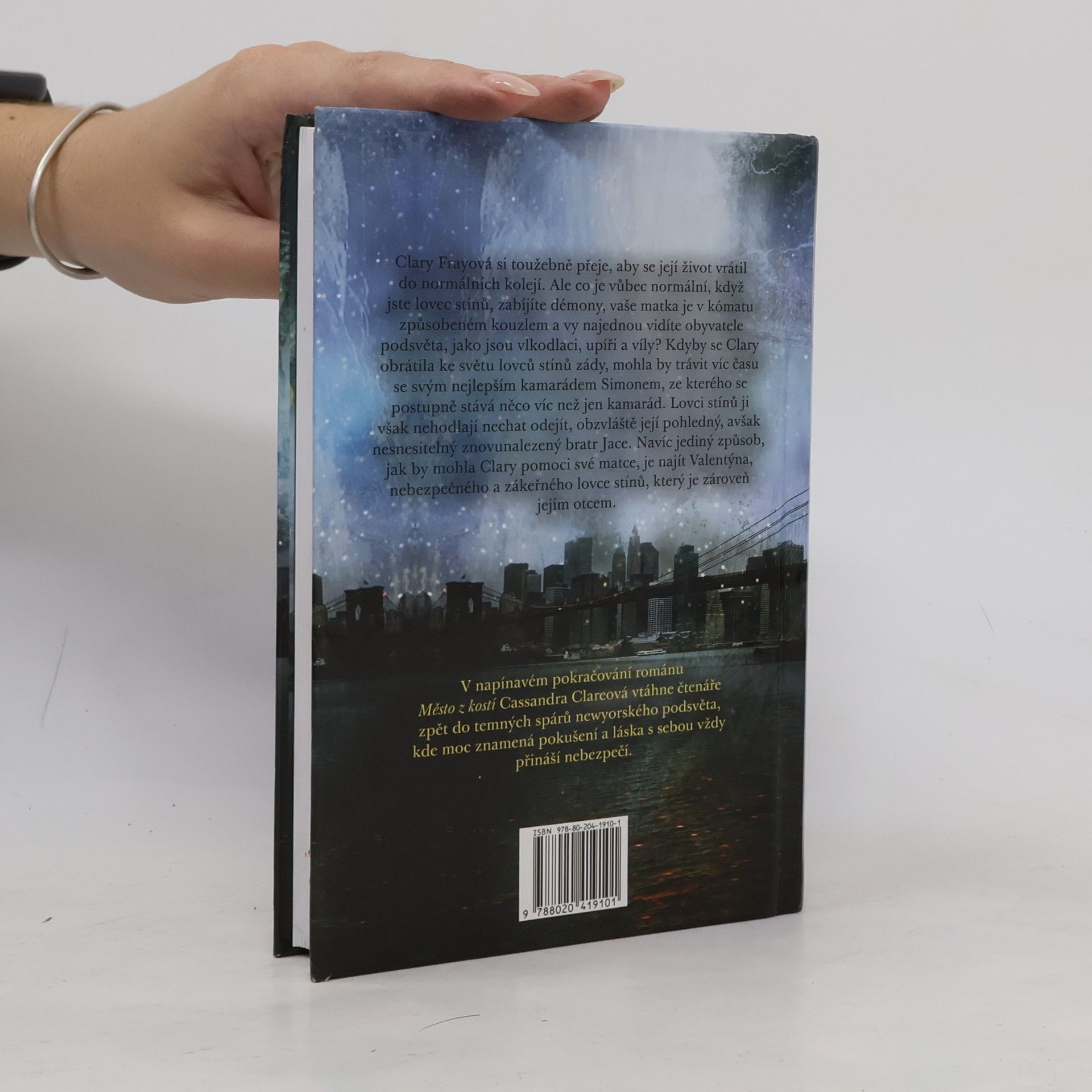 Cassandra Clare Nástroje smrti 2: Město z popela