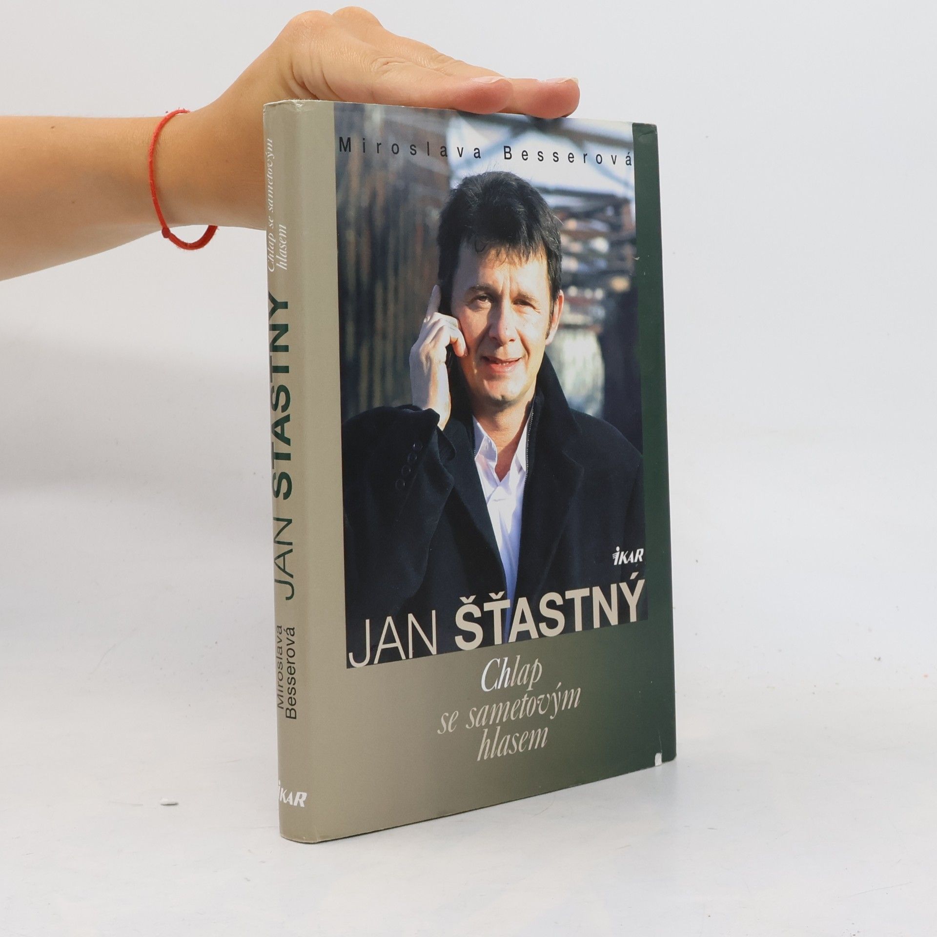 Jan Štastný Jan Šťastný. Chlap se sametovým hlasem