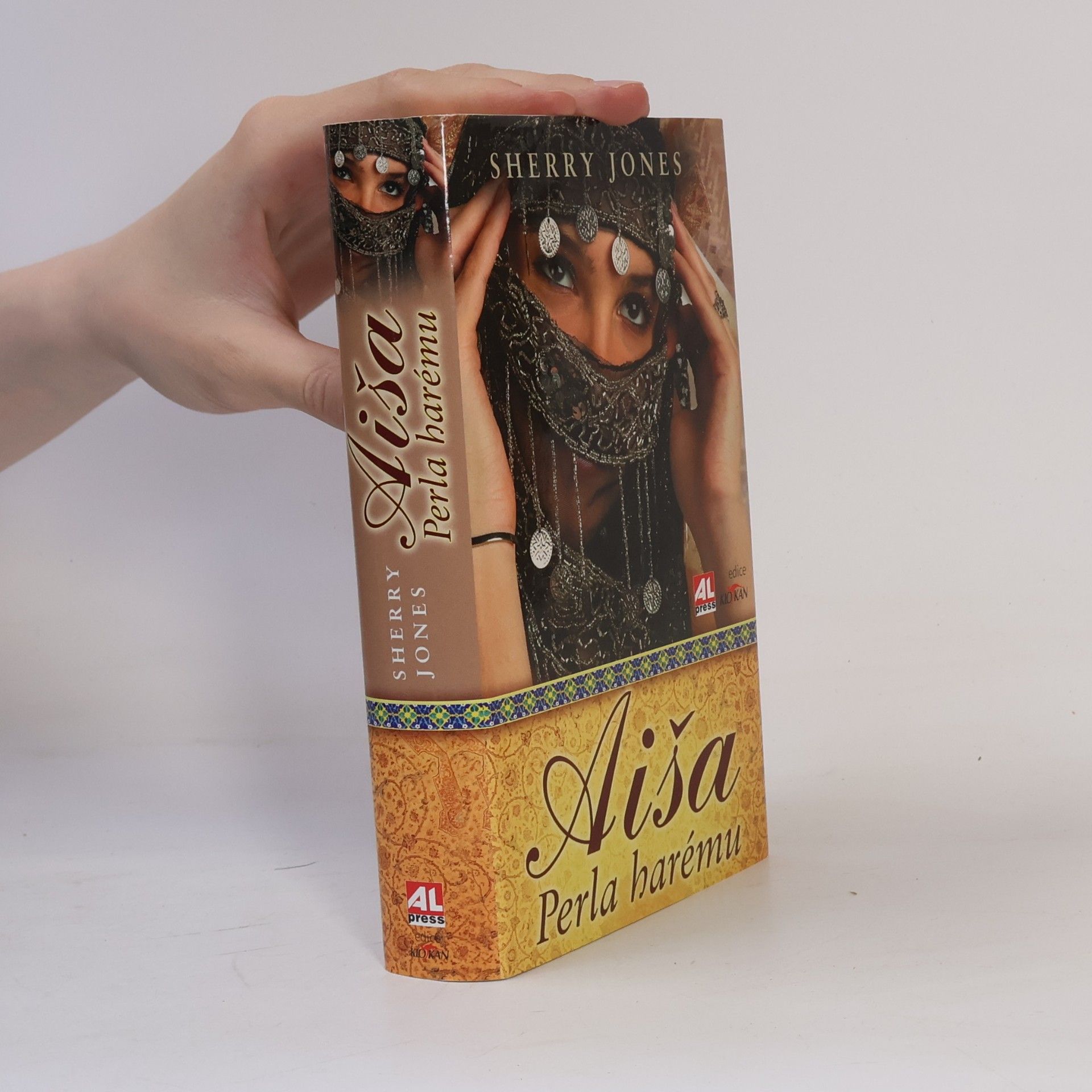Sherry Jones Aiša: Perla harému