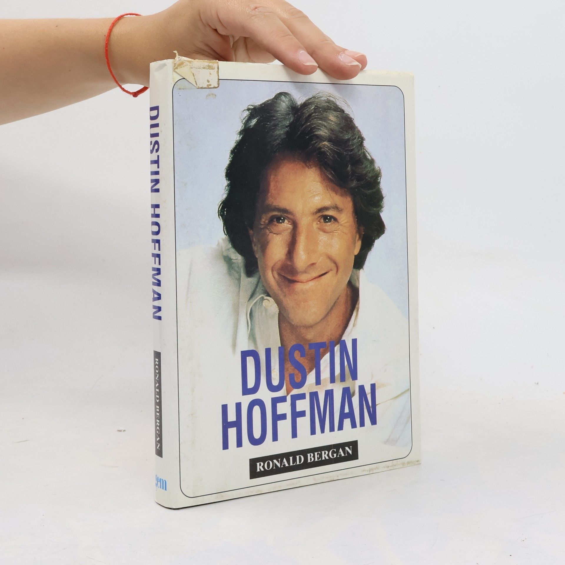 Ronald Bergan Dustin Hoffman