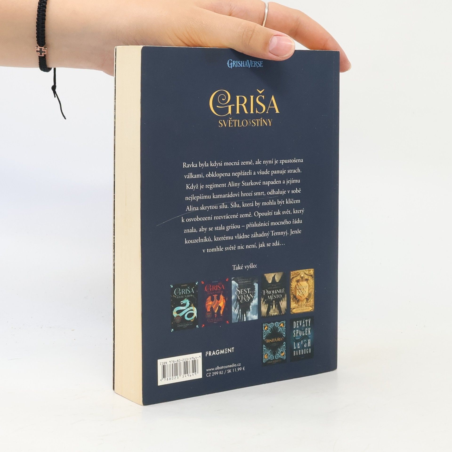 Leigh Bardugo Světlo a stíny