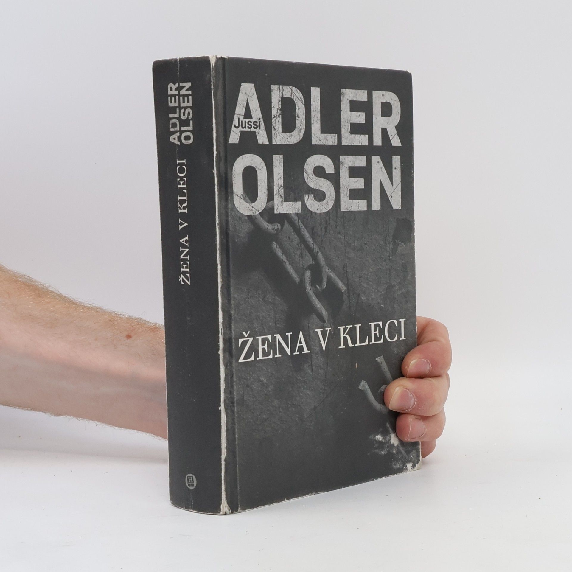 Jussi Adler-Olsen Žena v kleci