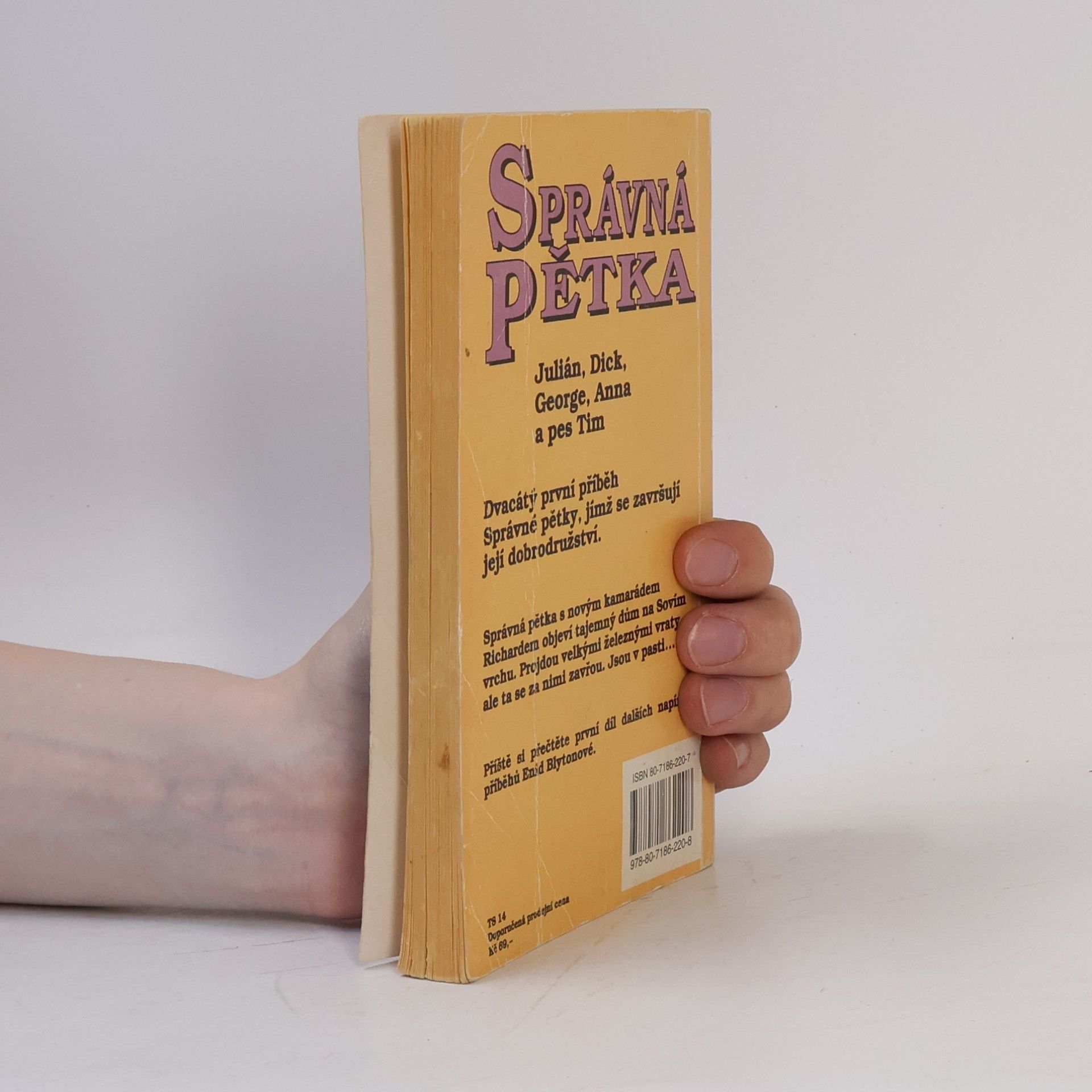 Enid Blyton Správná pětka. Pětka v Sovím doupěti