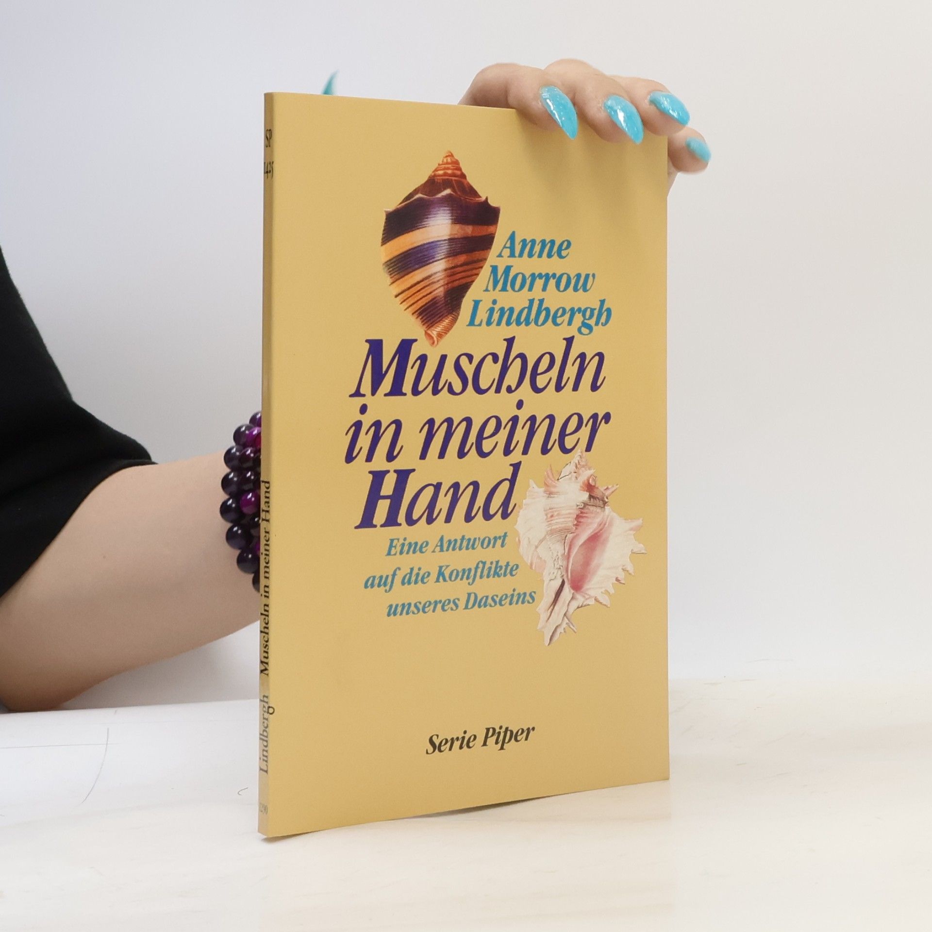 Anne Morrow Lindbergh Muscheln in meiner hand