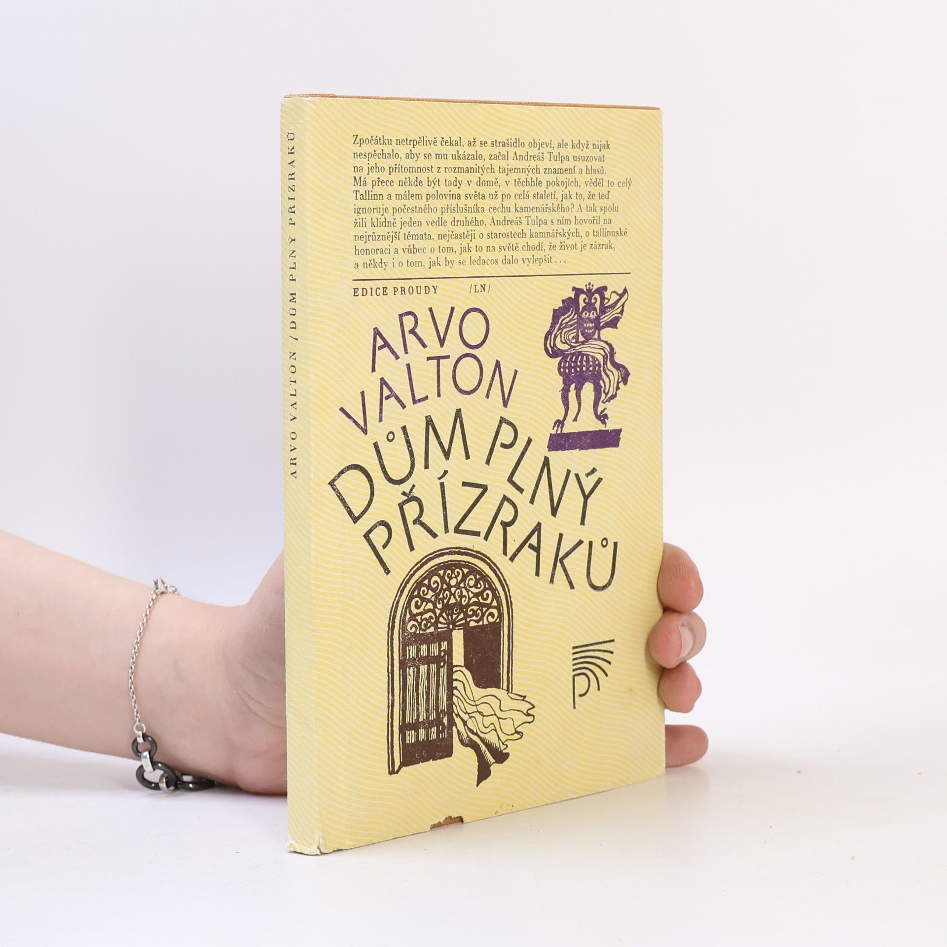 Arvo Valton Dům plný přízraků