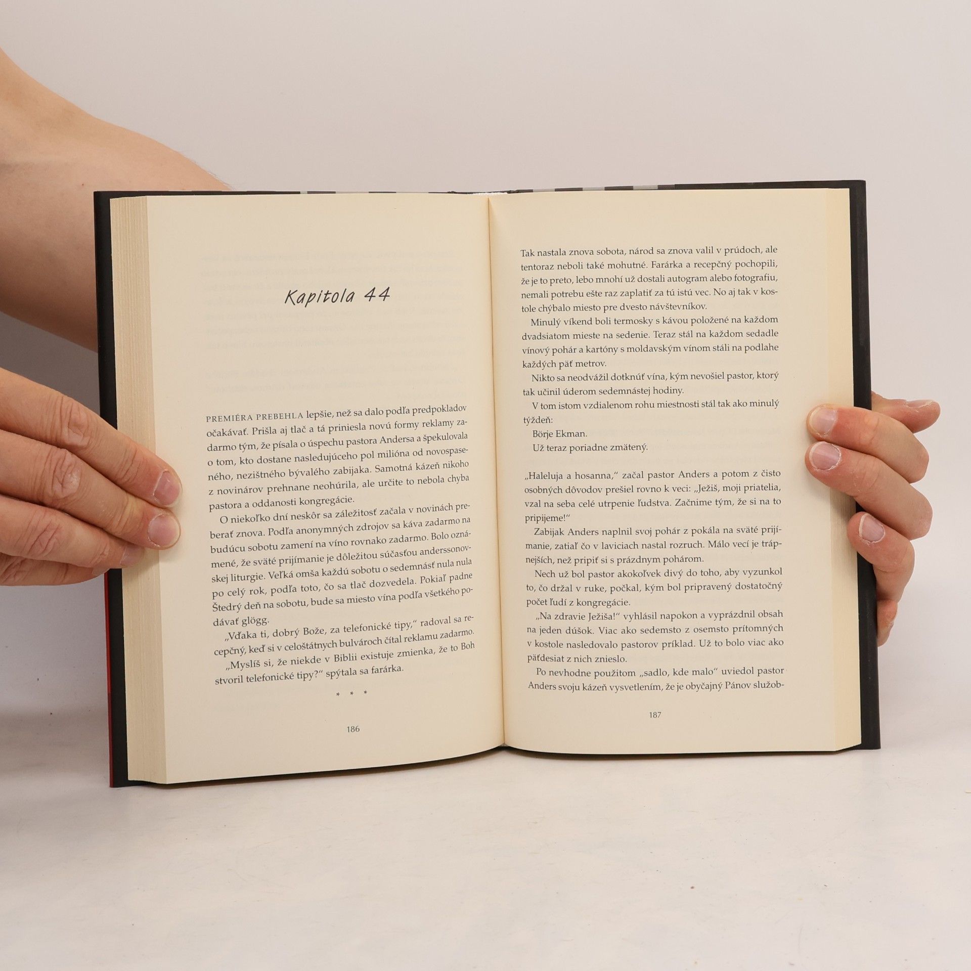 Jonas Jonasson Zabijak Anders a jeho priatelia