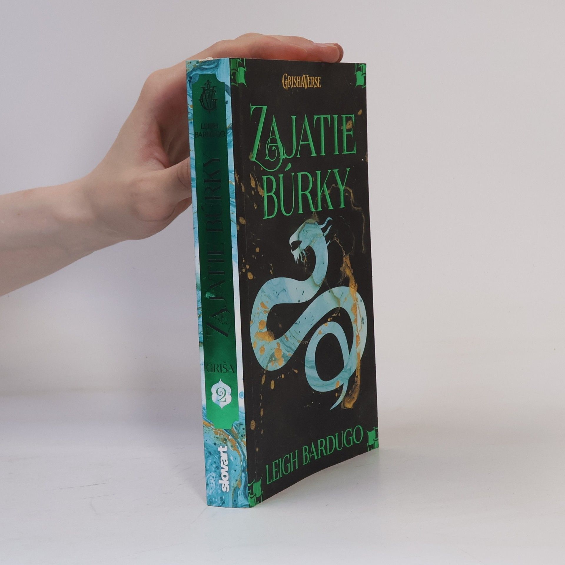 Leigh Bardugo Zajatie búrky