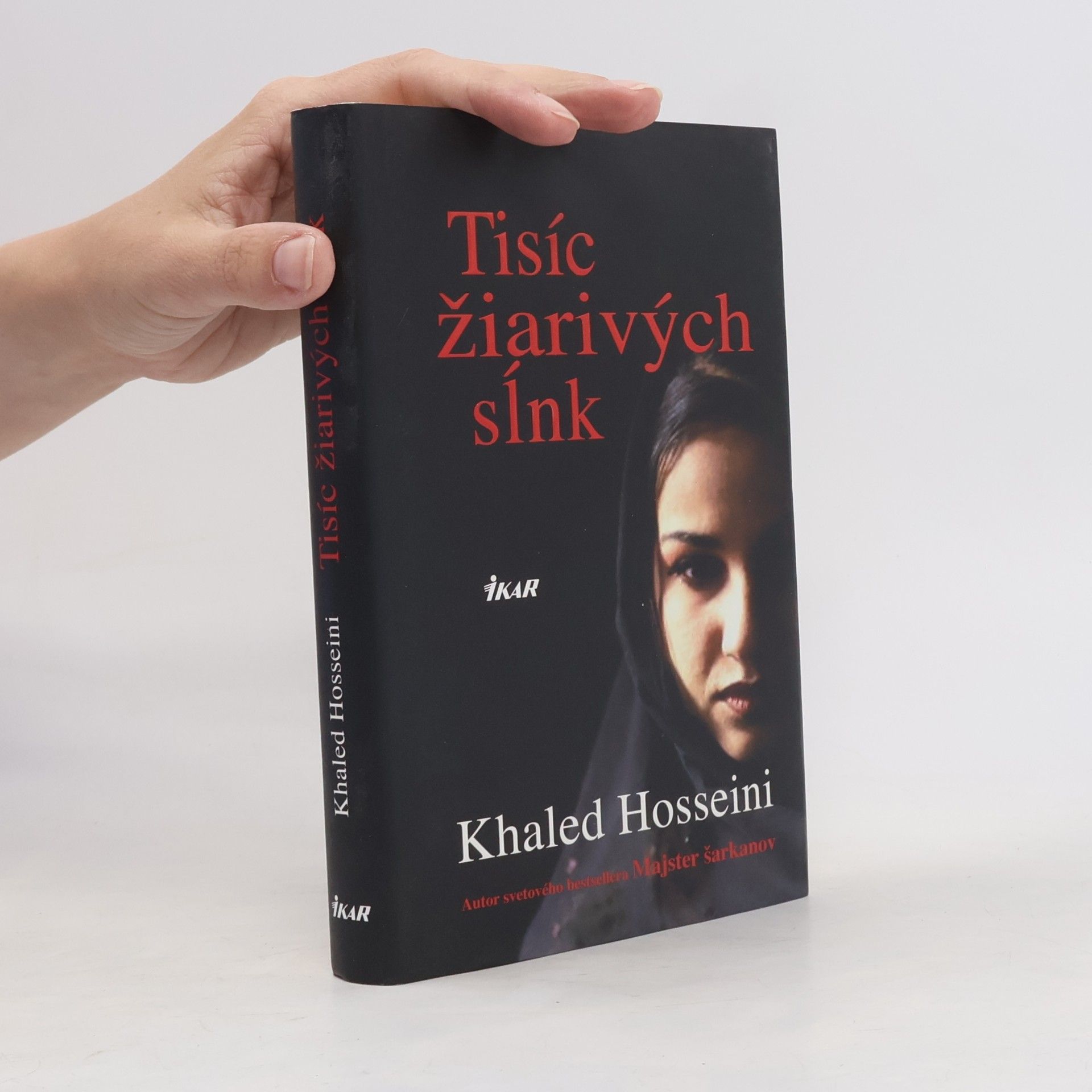 Khaled Hosseini Tisíc žiarivých sĺnk