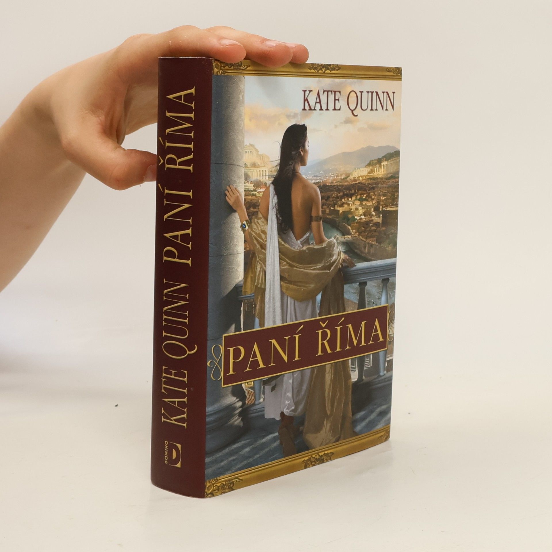 Kate Quinn Paní Říma