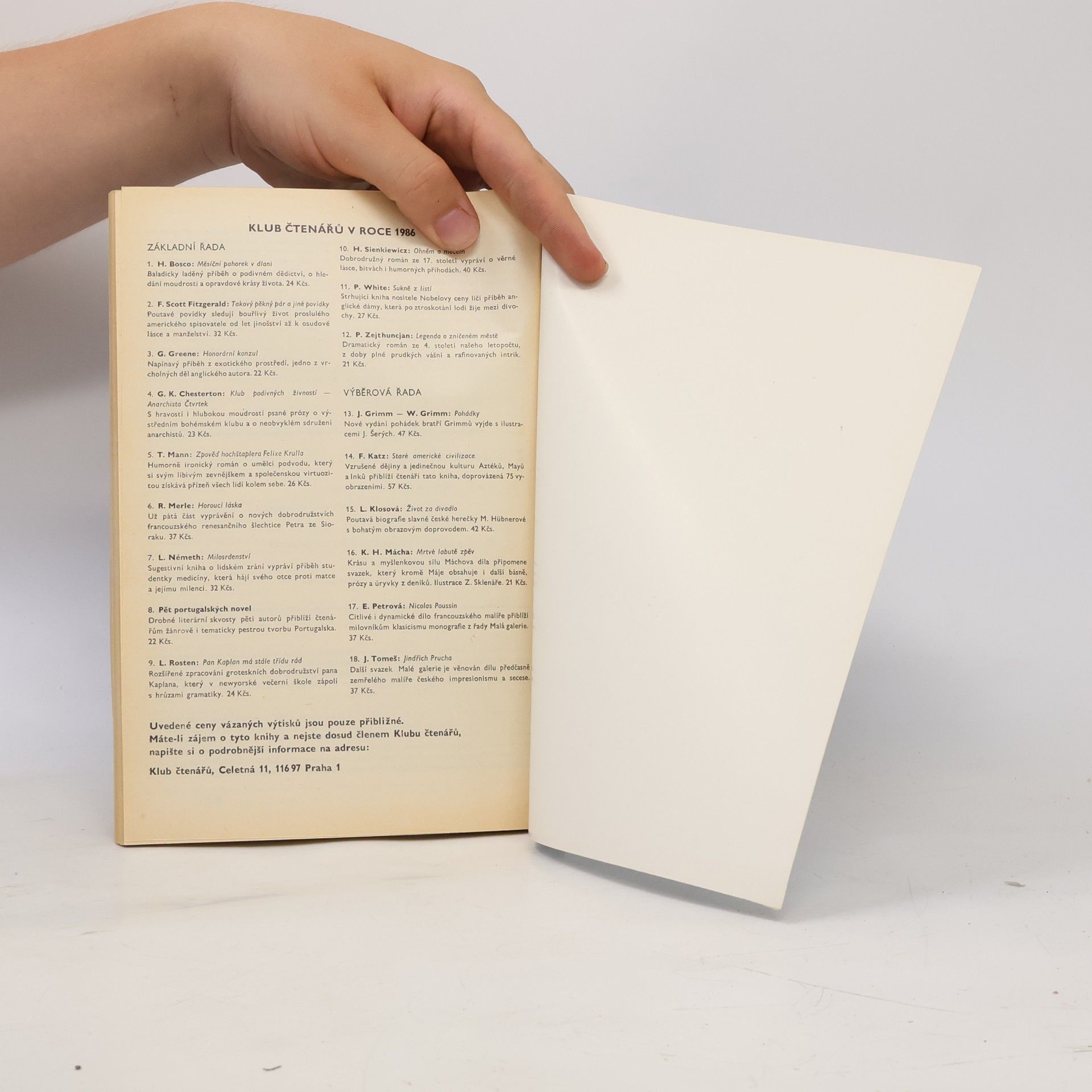 Autorenkollektiv Světová literatura 5/85