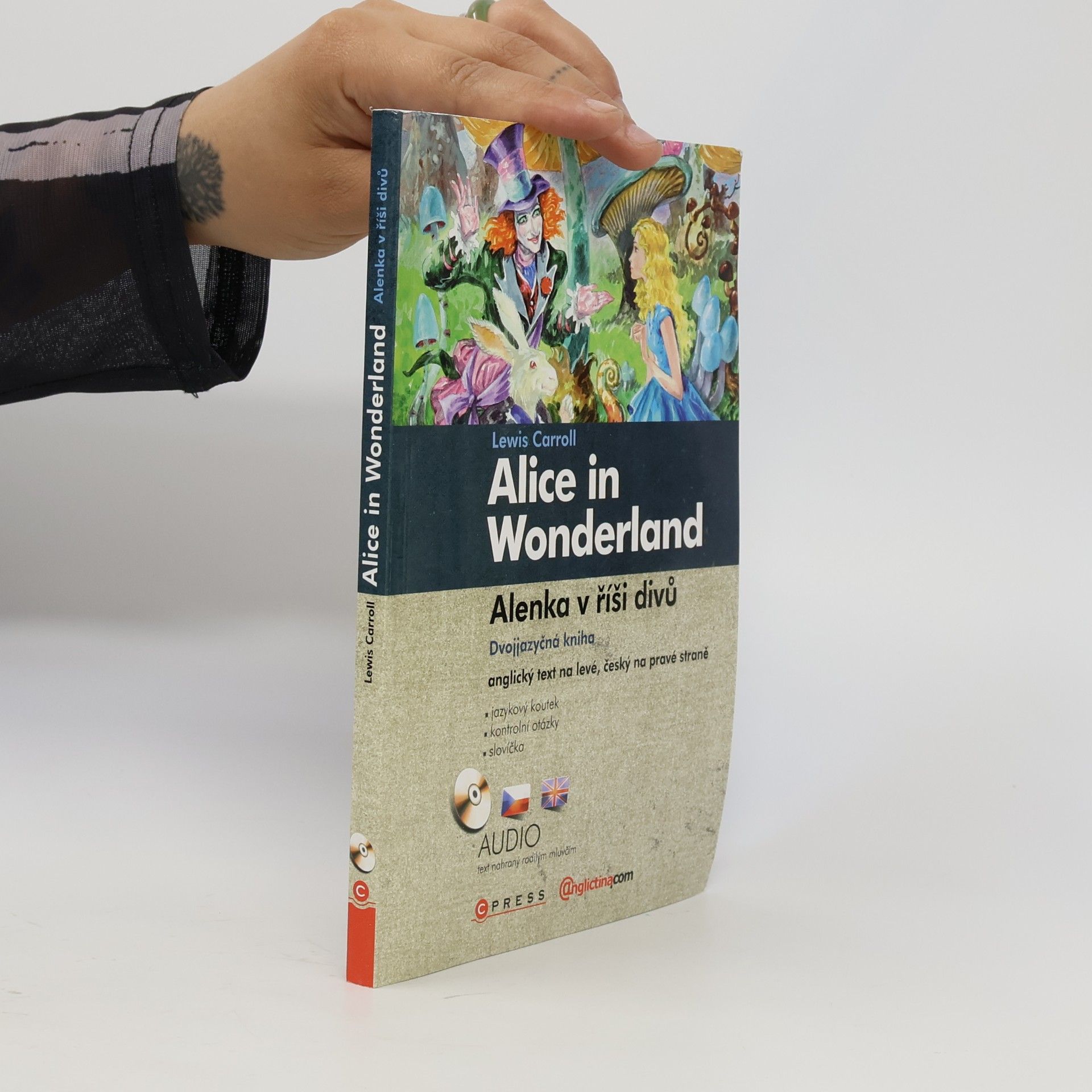 Alenka v říši divů / Alice in Wonderland