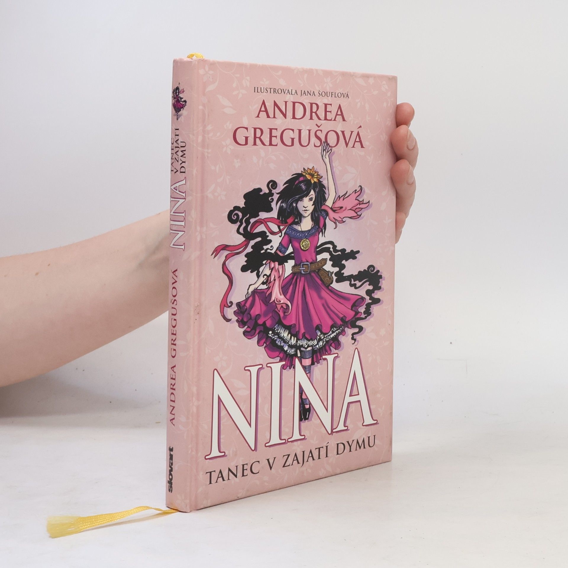 Andrea Gregušová Nina: Tanec v zajatí Dymu