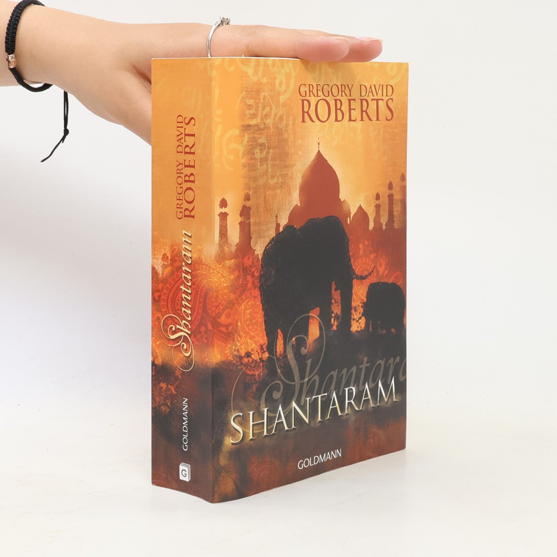 Gregory Roberts Shantaram