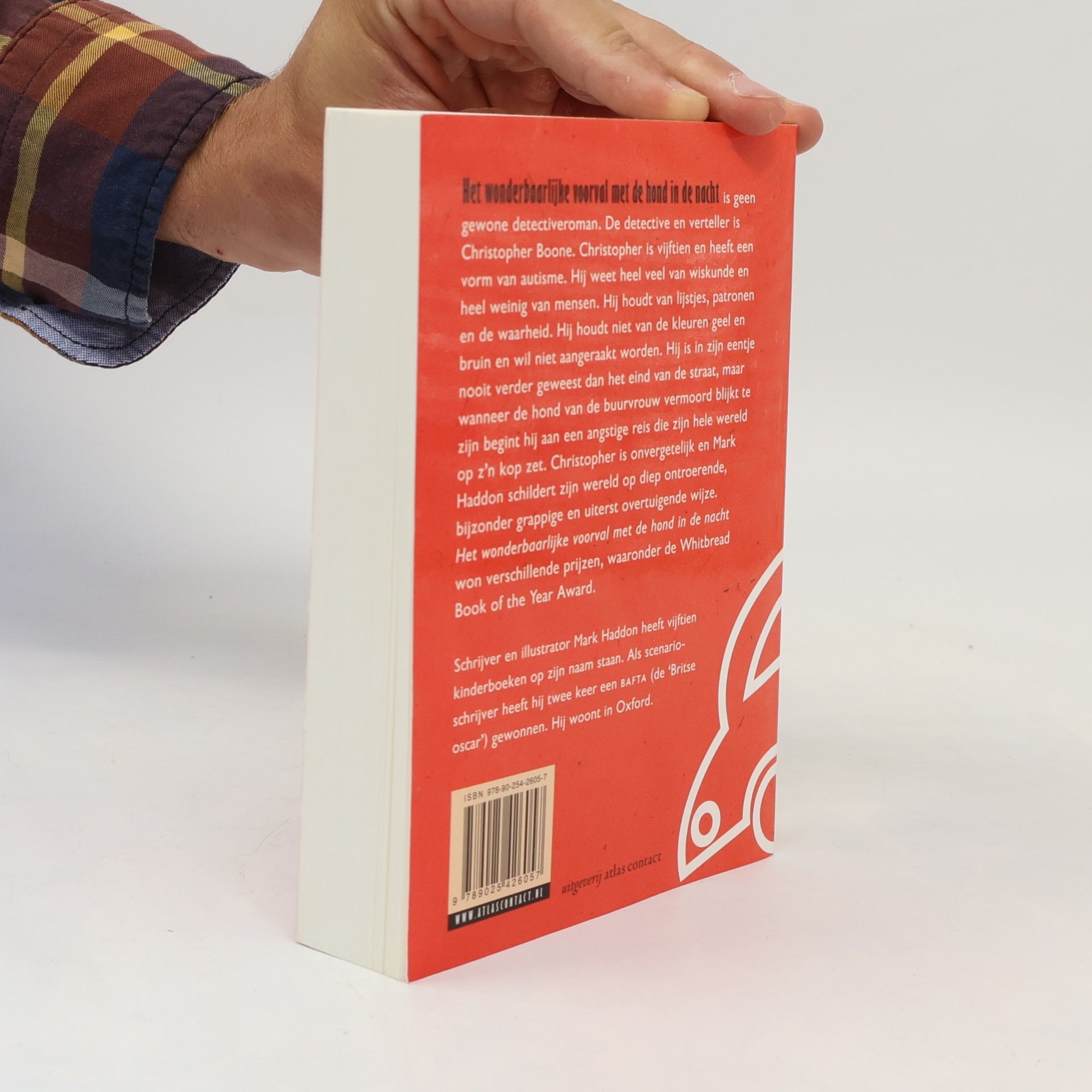 Mark Haddon Het wonderbaarlijke voorval met de hond in de nacht