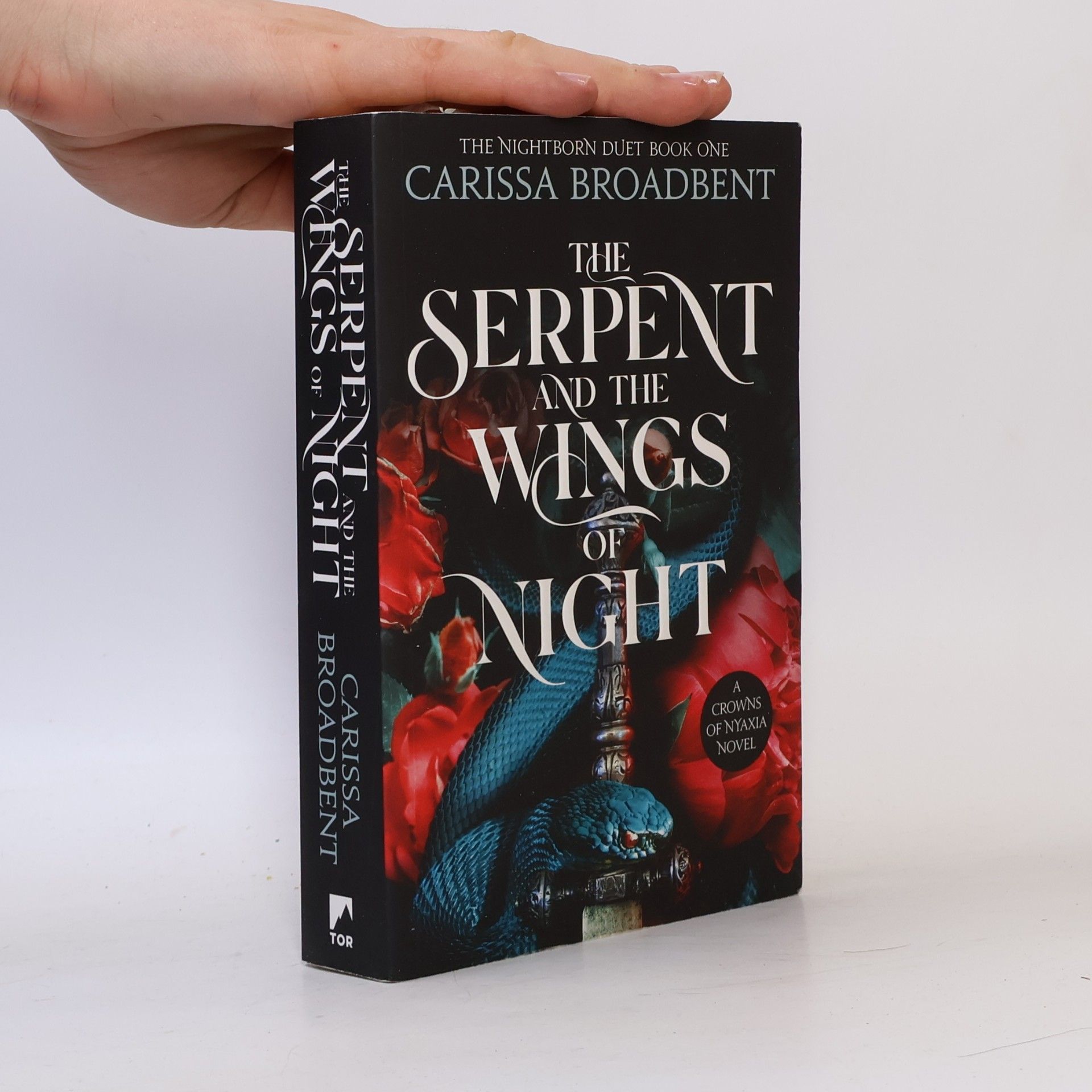 Carissa Broadbent The Serpent and the Wings of Night