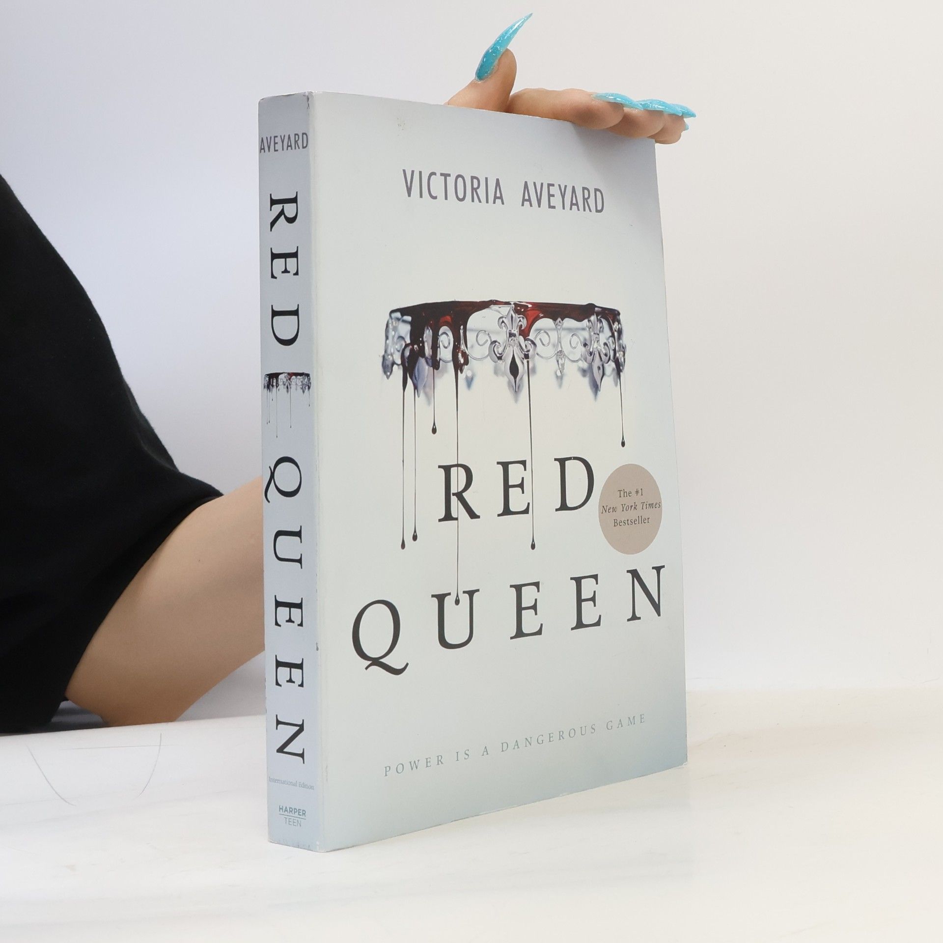 Victoria Aveyard Red Queen