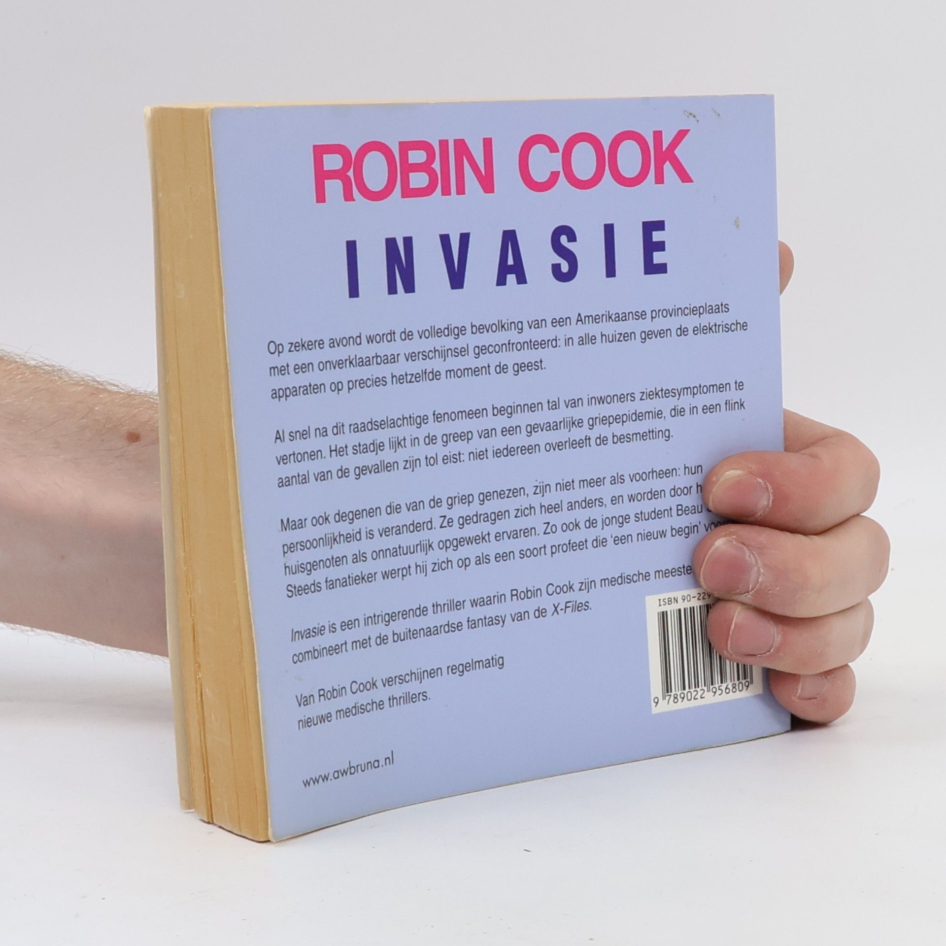 Robin Cook Invasie
