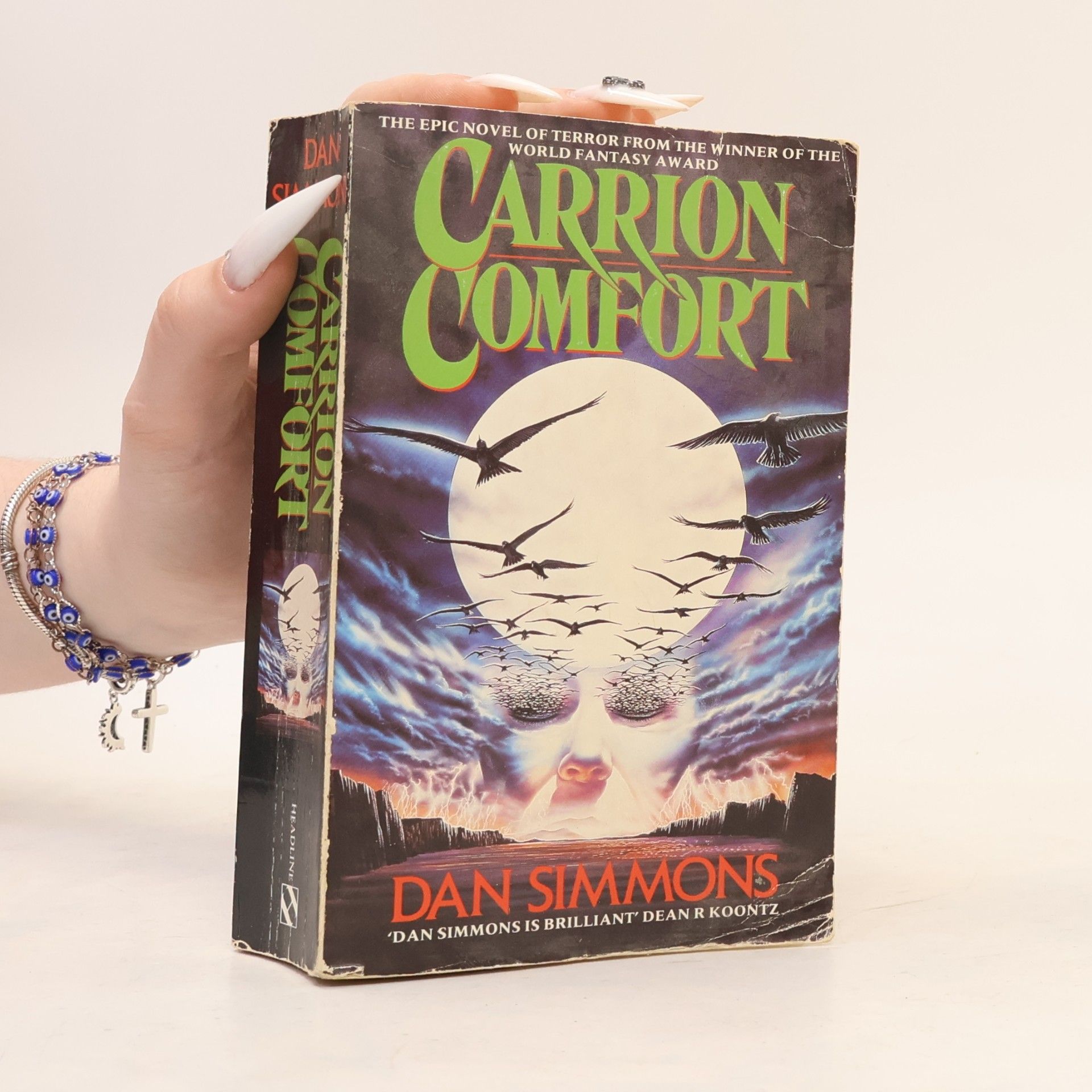 Dan Simmons Carrion Comfort