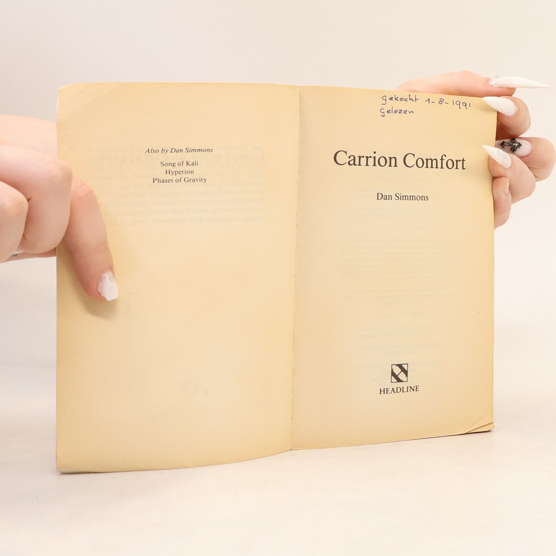 Dan Simmons Carrion Comfort