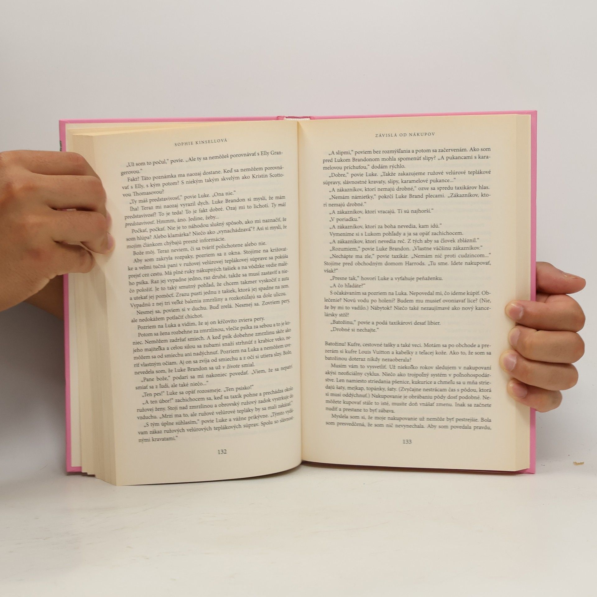 Sophie Kinsella Závislá od nákupov