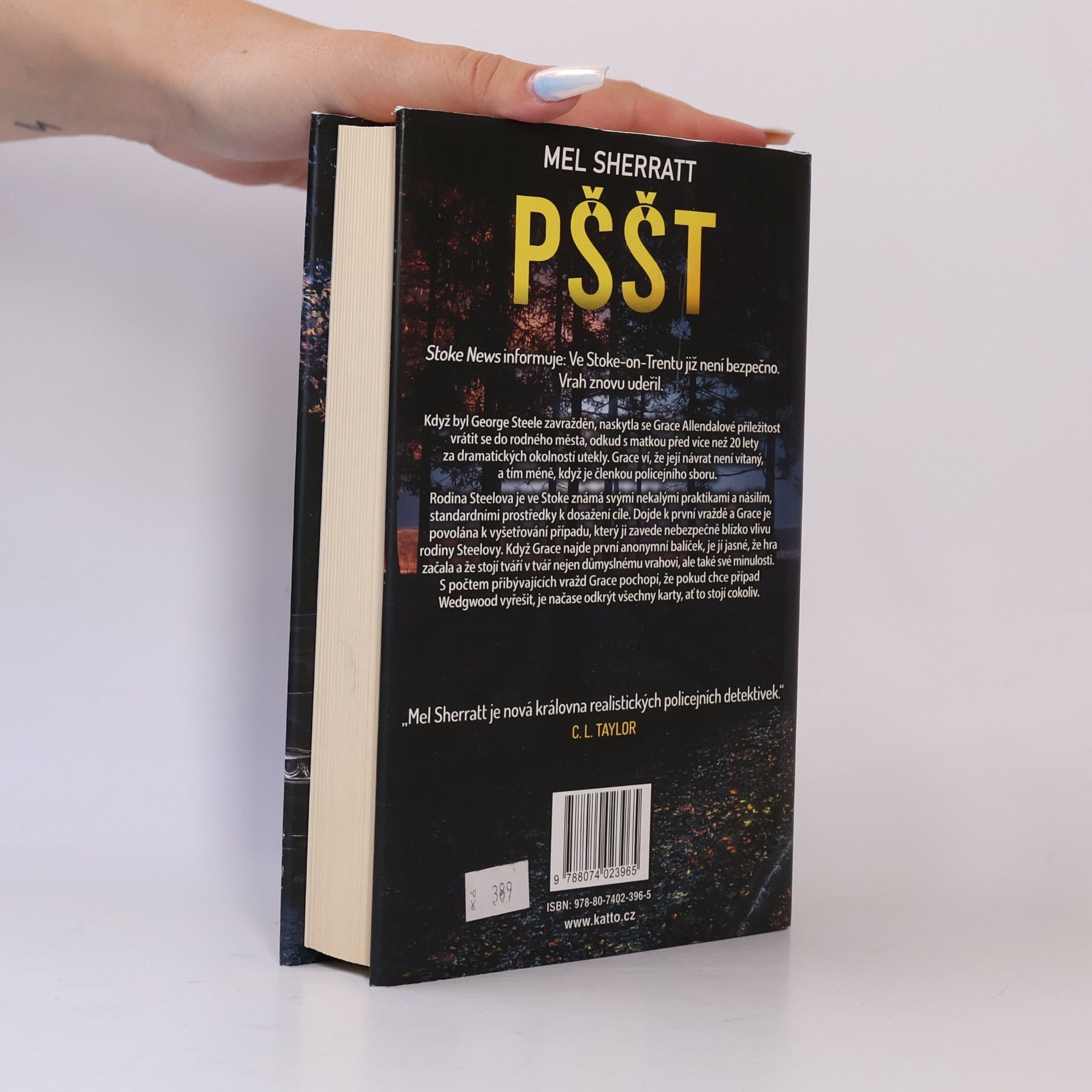 Mel Sherratt Pššt