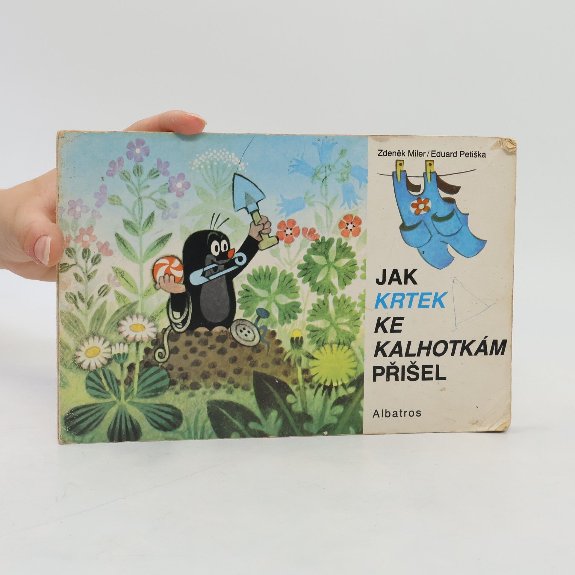 Eduard Petiška Jak Krtek ke kalhotkám přišel