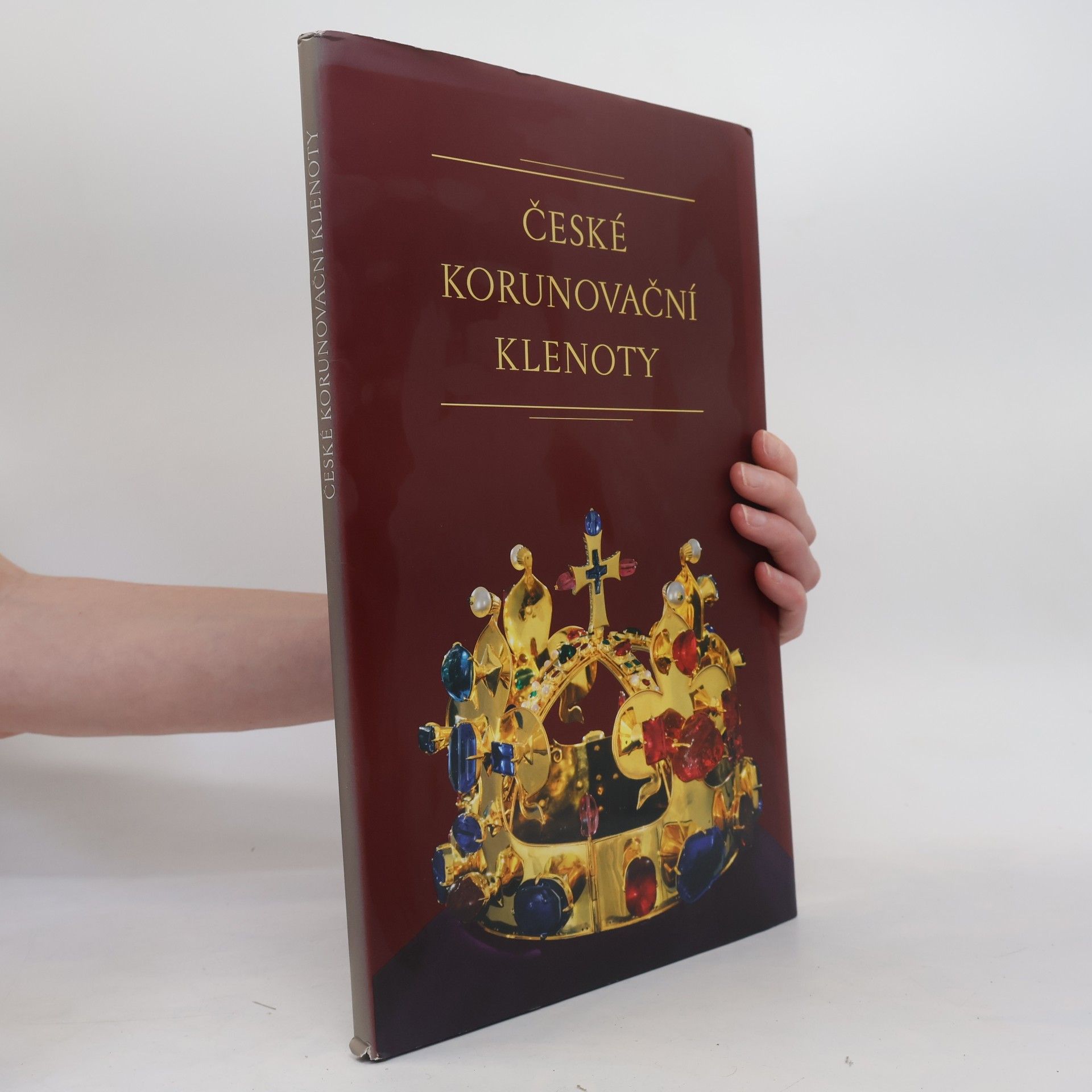 Milena Bravermanová České korunovační klenoty