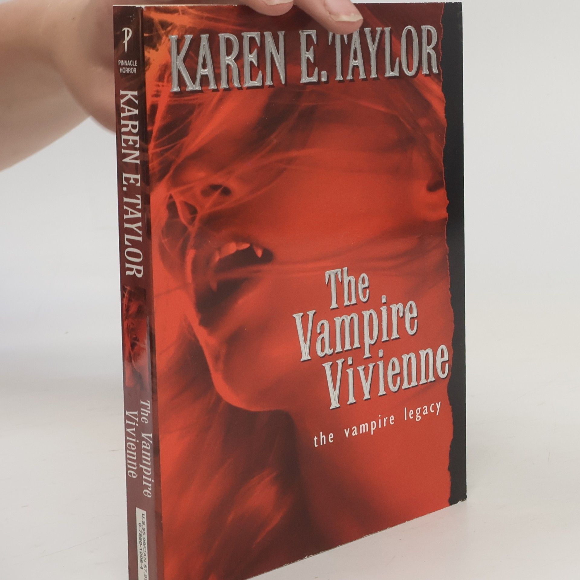 Karen E. Taylor Pinnacle Horror: The Vampire Vivienne