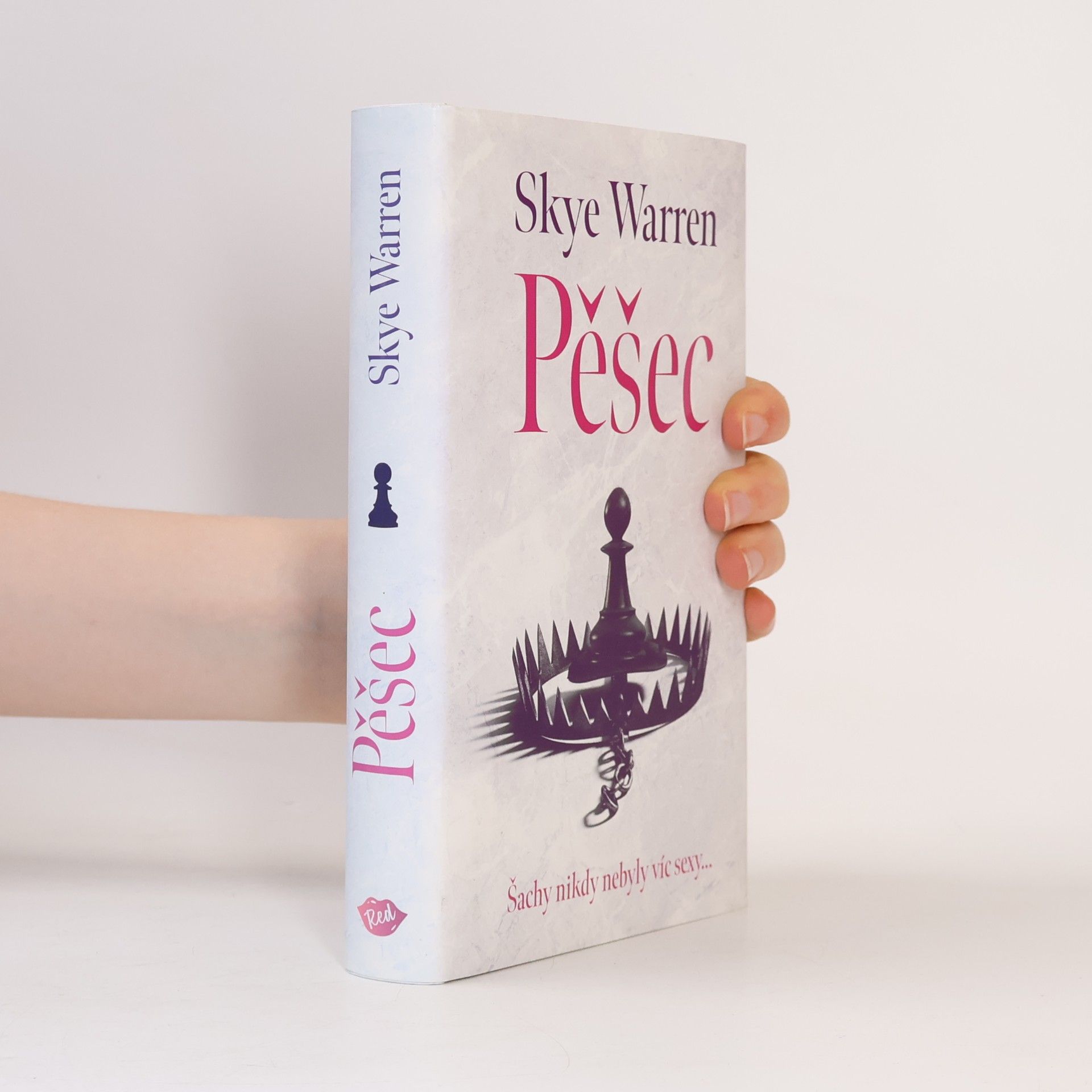 Skye Warren Pěšec