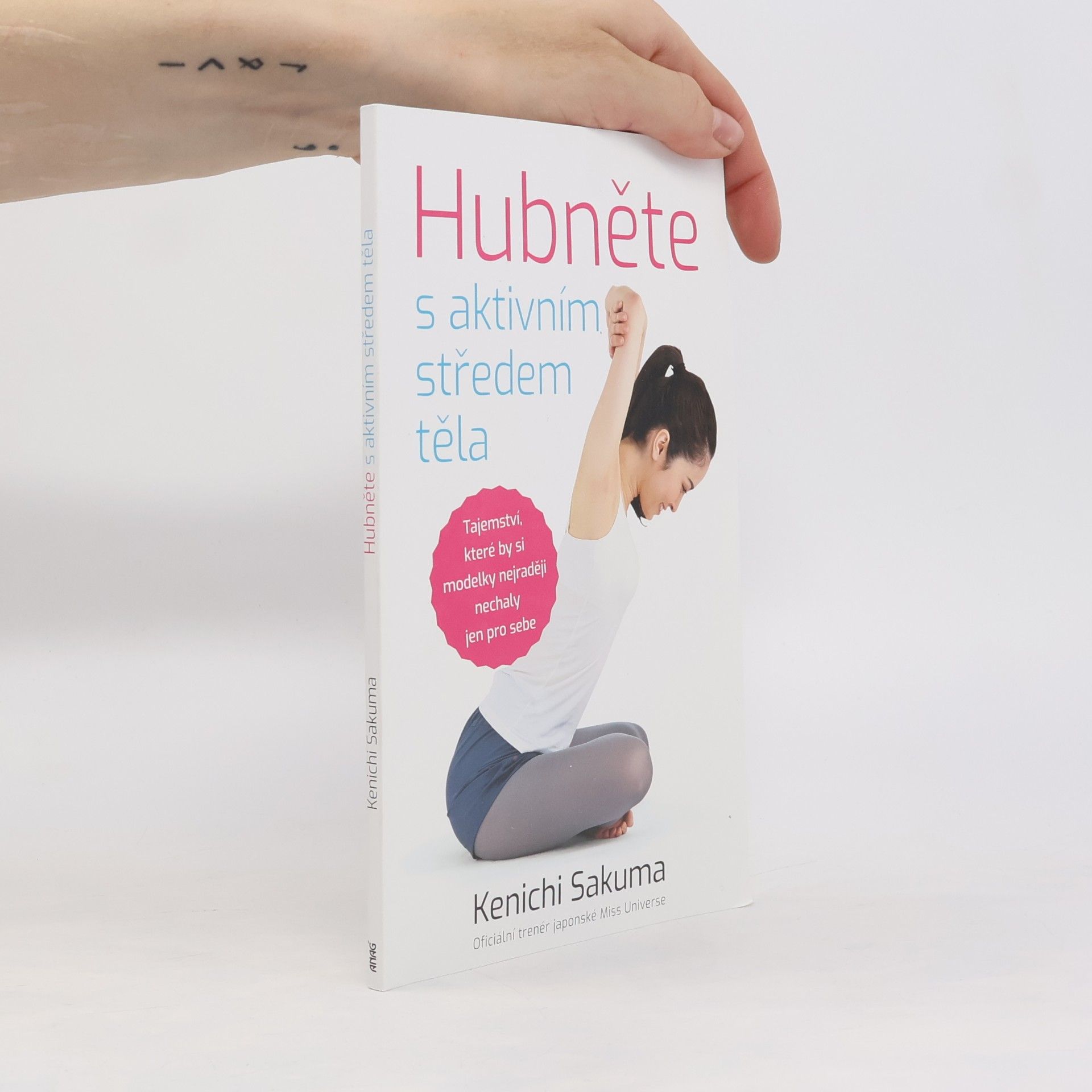 Kenichi Sakuma Hubněte s aktivním středem těla