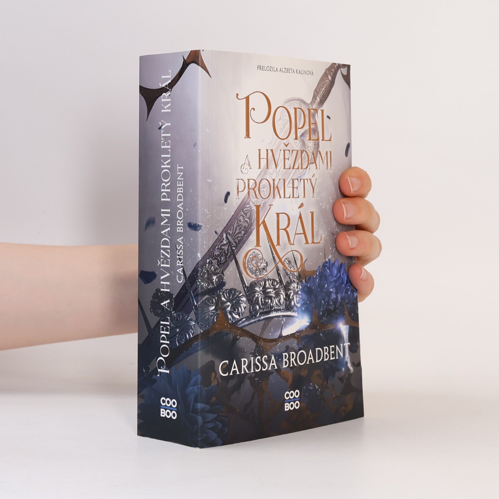 Carissa Broadbent Popel a hvězdami prokletý král