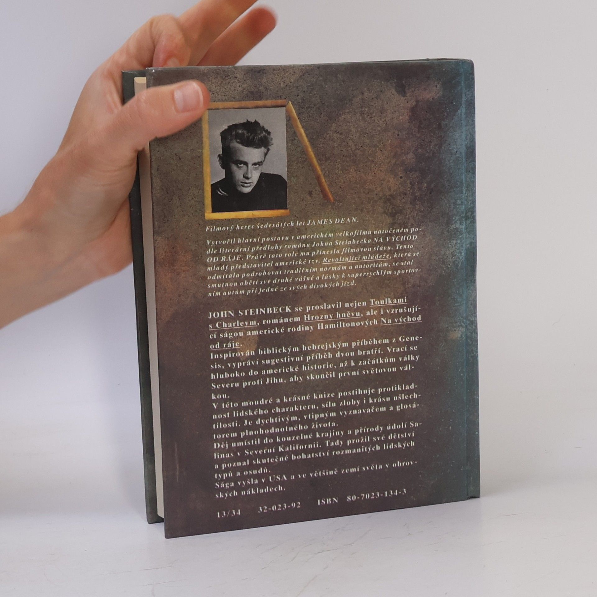 John Steinbeck Na východ od ráje