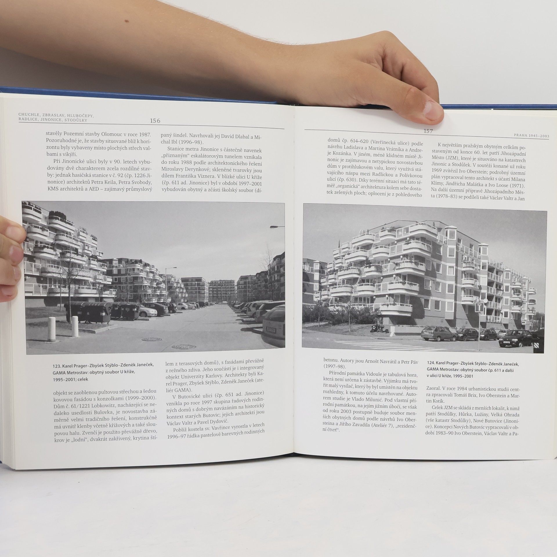 Jan E. Svoboda Praha 1945-2003. Kapitoly z poválečné a současné architektury