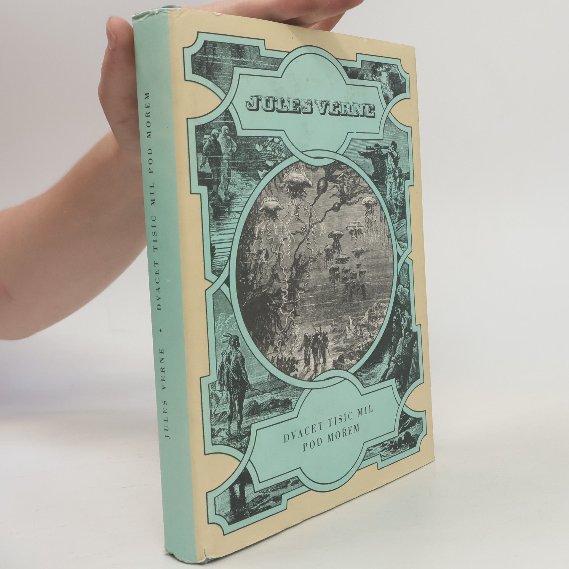 Jules Verne Dvacet tisíc mil pod mořem
