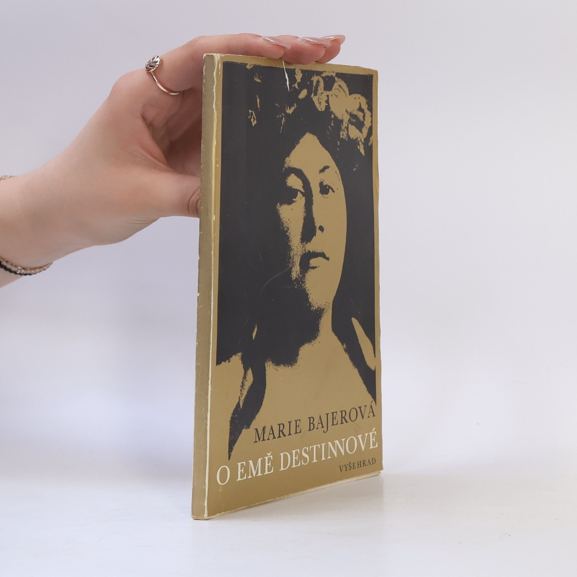 Bajerová Marie O Emě Destinnové