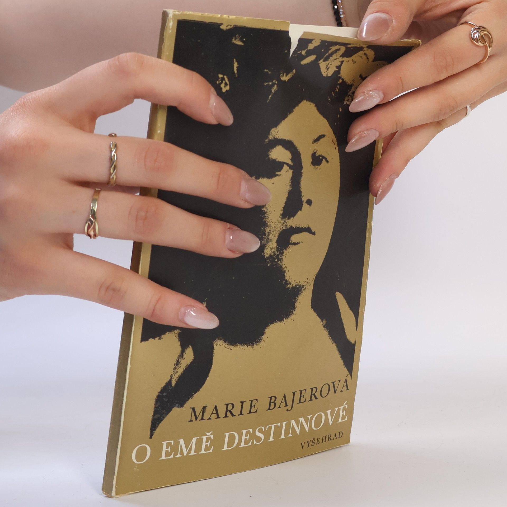 Bajerová Marie O Emě Destinnové