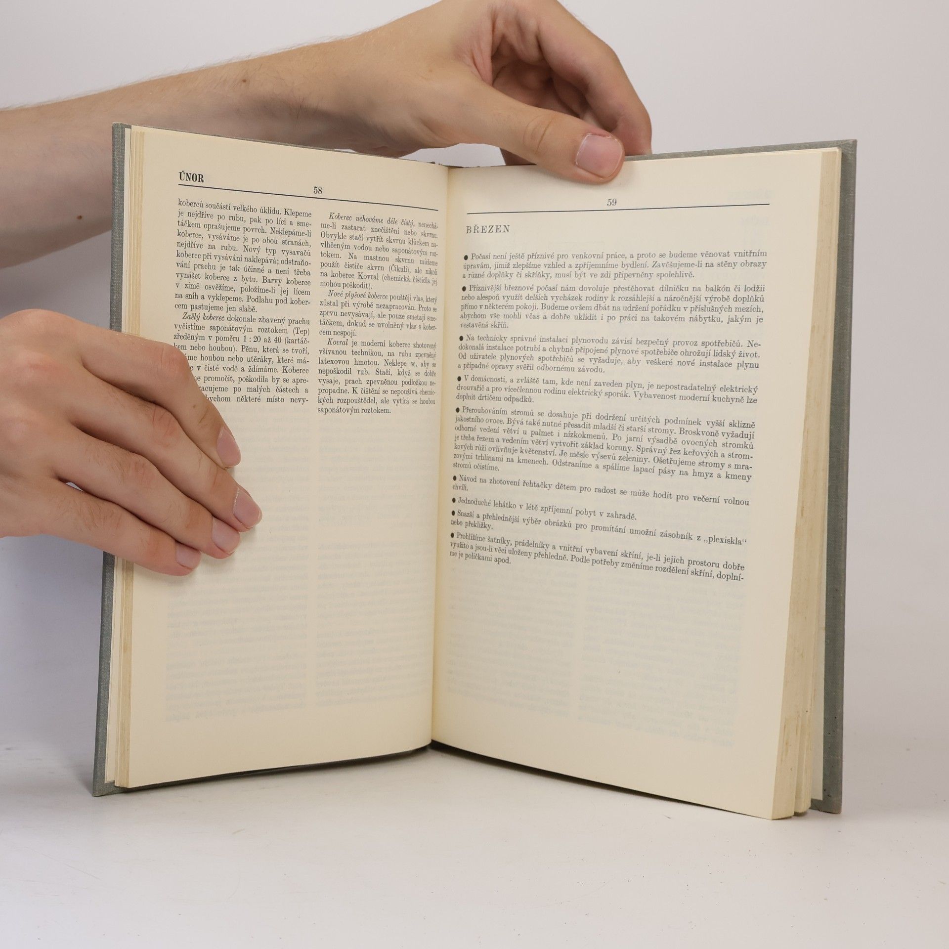 Autorenkollektiv Kalendář svépomocných prací