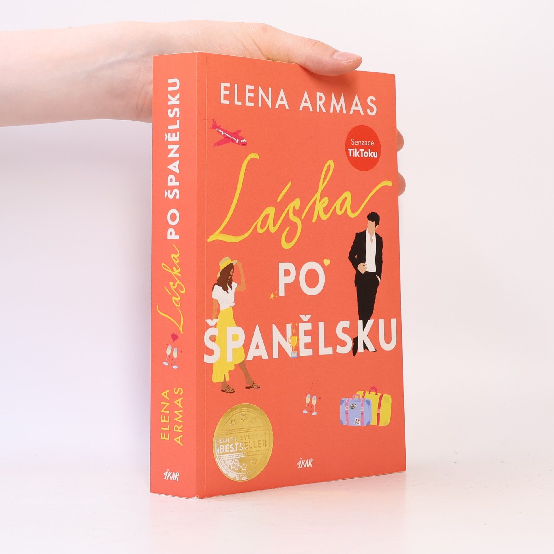 Elena Armas Láska po španělsku