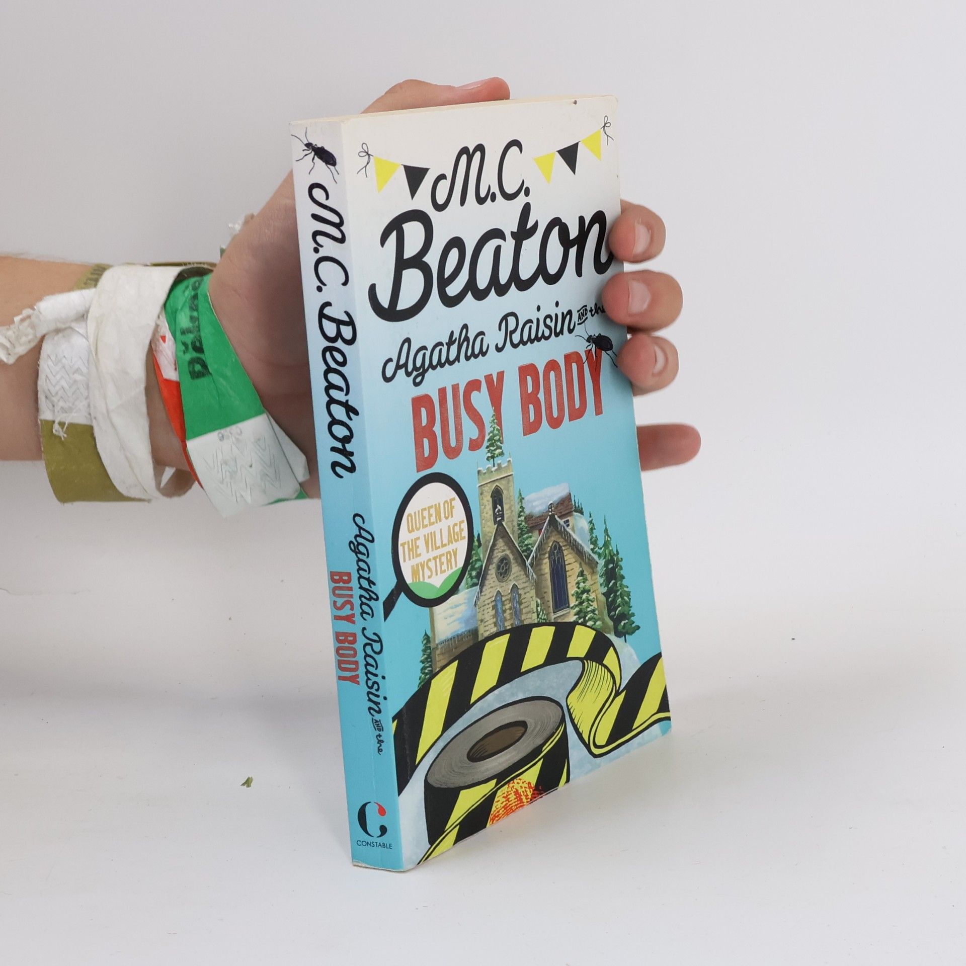 M. C. Beaton Agatha Raisin and the Busy Body