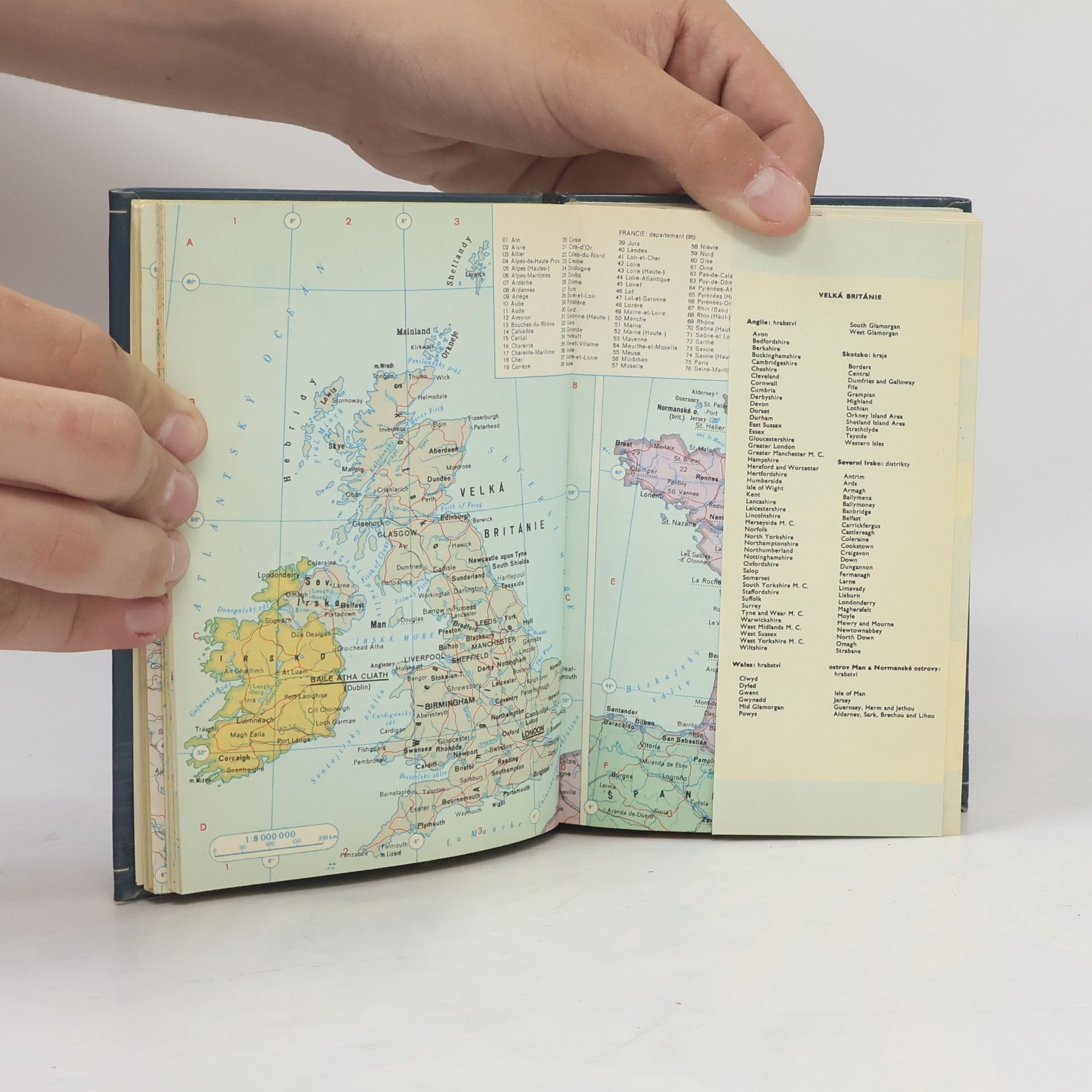 Augustin Fišer Kapesní atlas světa