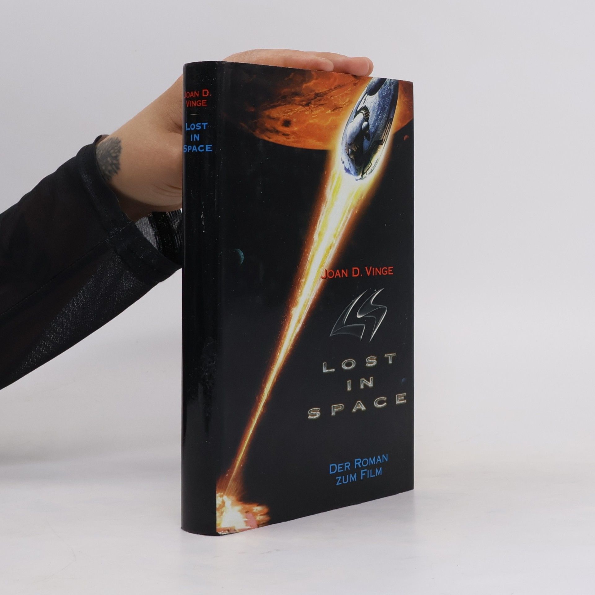 Joan D. Vinge Lost in Space