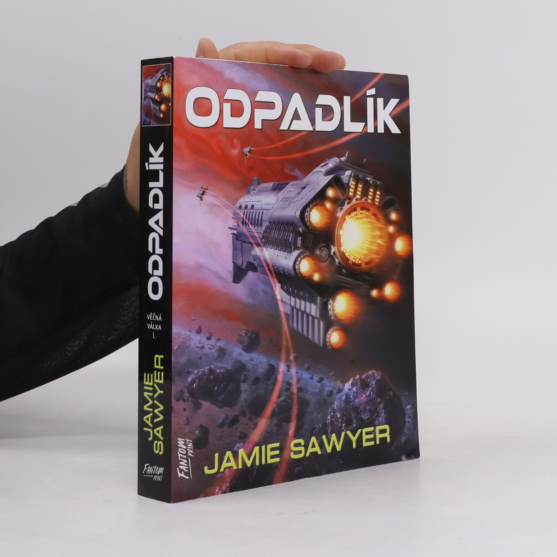 Jamie Sawyer Věčná válka. I., Odpadlík