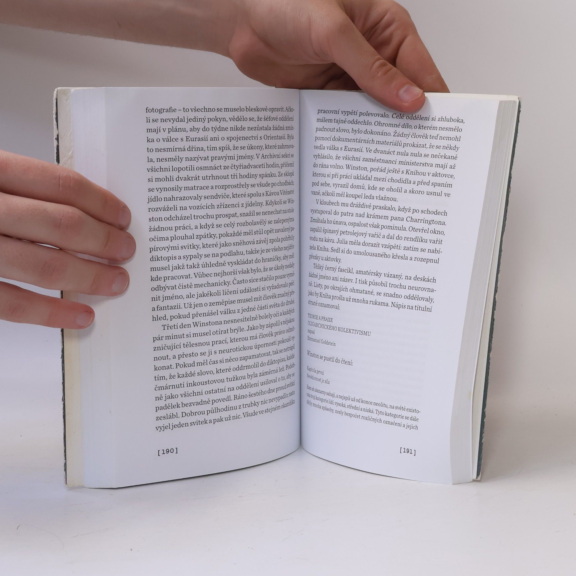 George Orwell Devatenáct set osmdesát čtyři